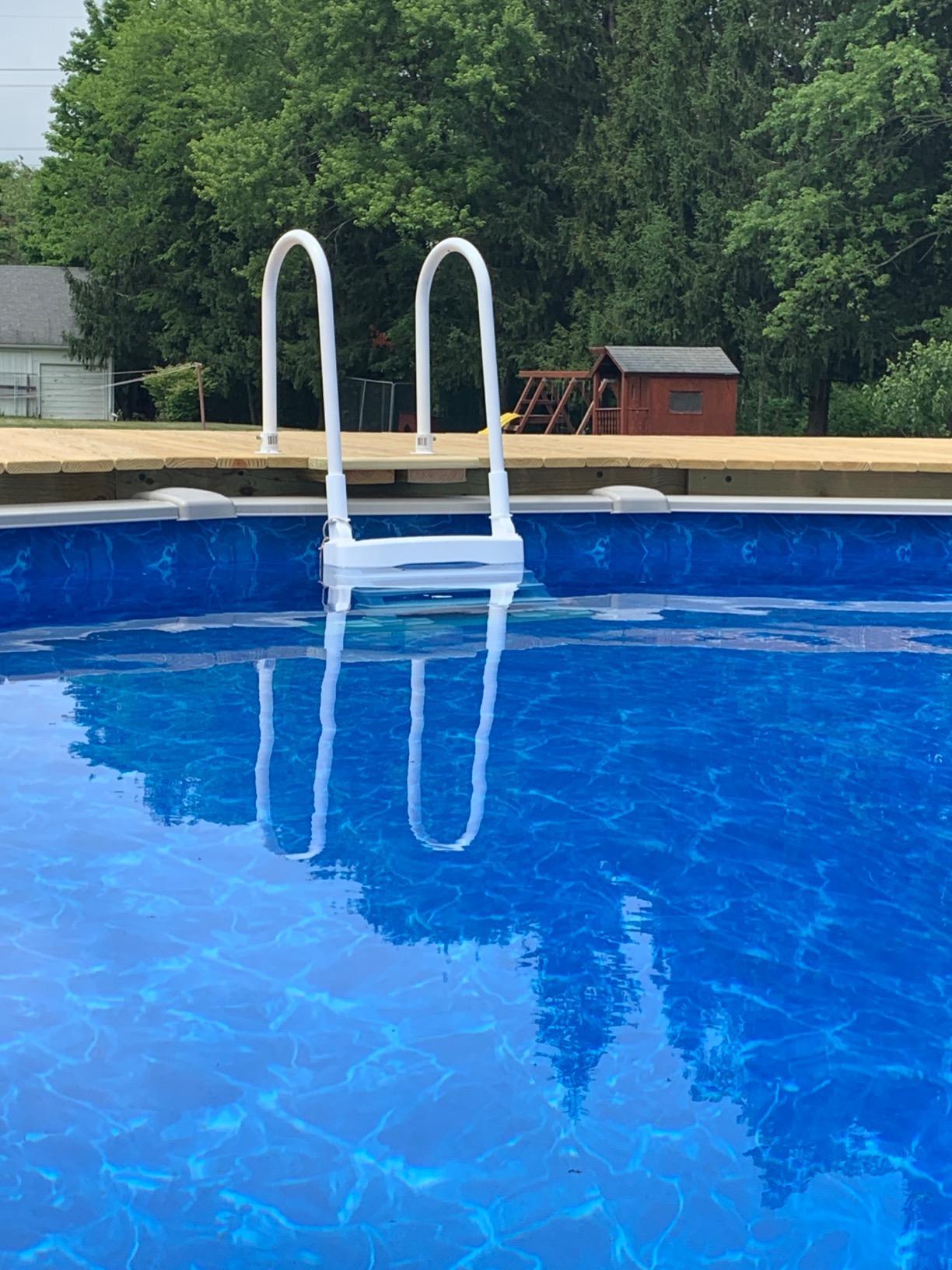 Vinyl Works Snap & Lock Pool Ladder, Plastic Step Ladder for Above Ground or In Ground Swimming Pool, or Deck up to 60 Inch Height, White customer photo 1