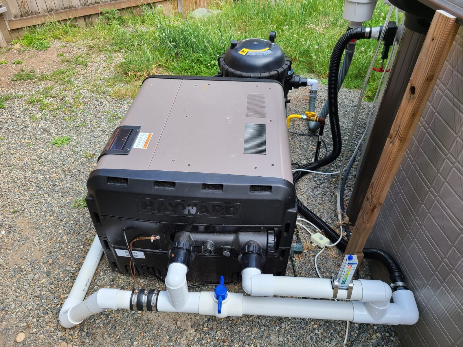 Hayward H-Series Propane Gas Pool Heater for Inground Pools 400,000 BTU customer photo 2