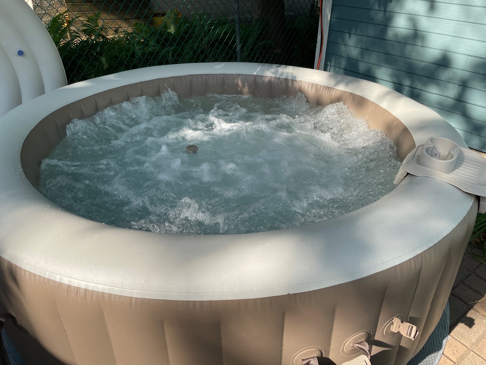 INTEX 28425E PureSpa Bubble Massage, Inflatable Spa Set, Tan, 4-Person customer photo 1