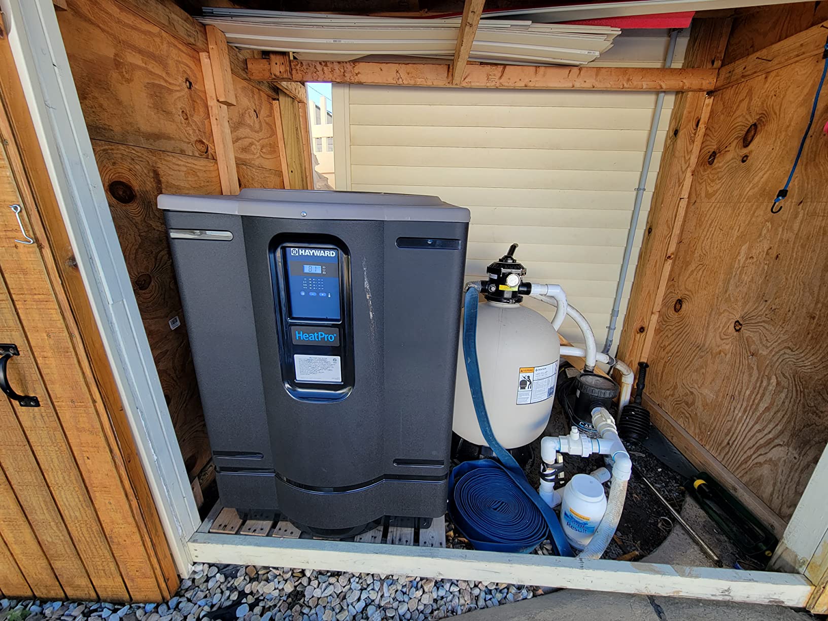 Hayward HeatPro Pool Water Heat Pump Heater for Inground Pools, 140,000 BTU customer photo 2