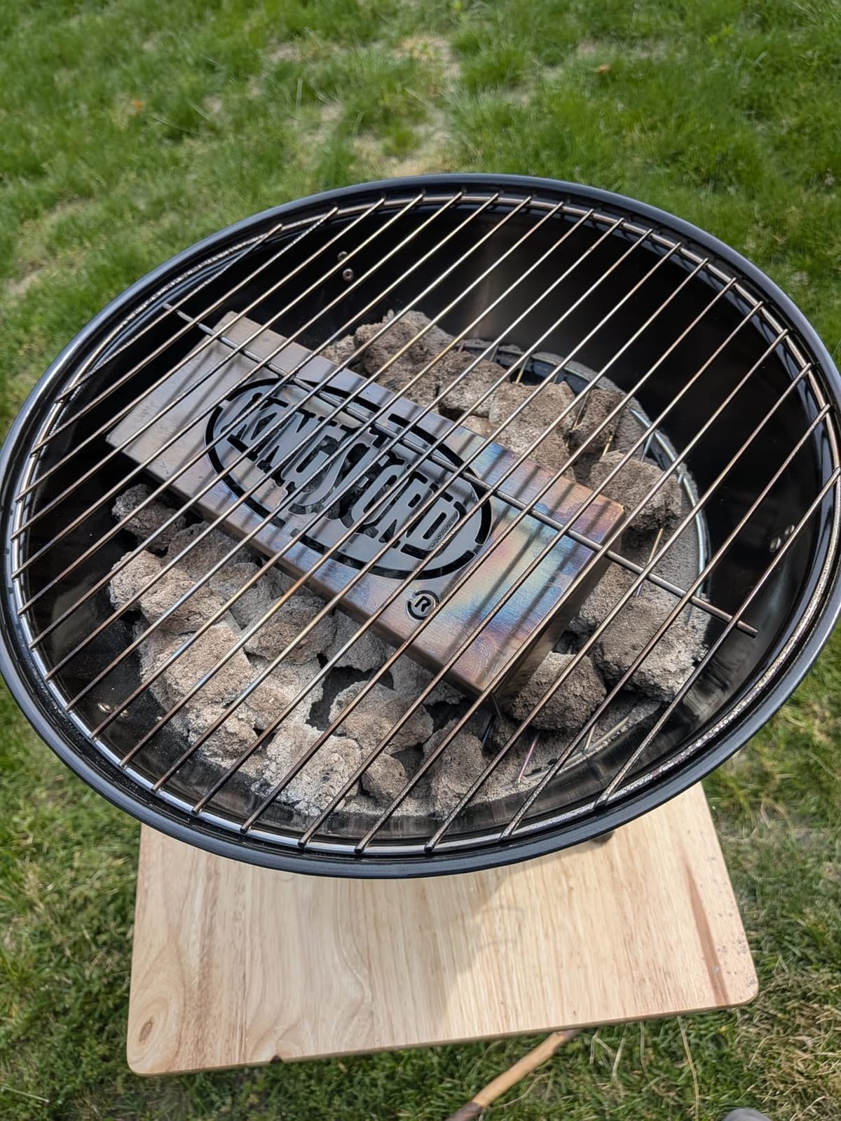 Kingsford Stainless Steel Wood Chip Smoker Box, 9.05 x 3.74 x 1.57 in customer photo 2
