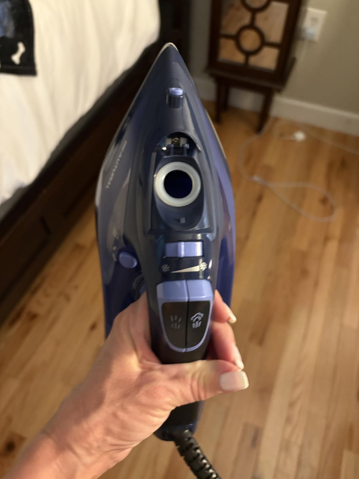 BEAUTURAL Steam Iron for Clothes with Ceramic-Coated Soleplate, 1500 Watts | Burst of Steam, 3-Way Auto-Off, Anti-Drip and Anti-Calcium, Self-Cleaning, Easy Temperature Control, Pefect for Home Use customer photo 2