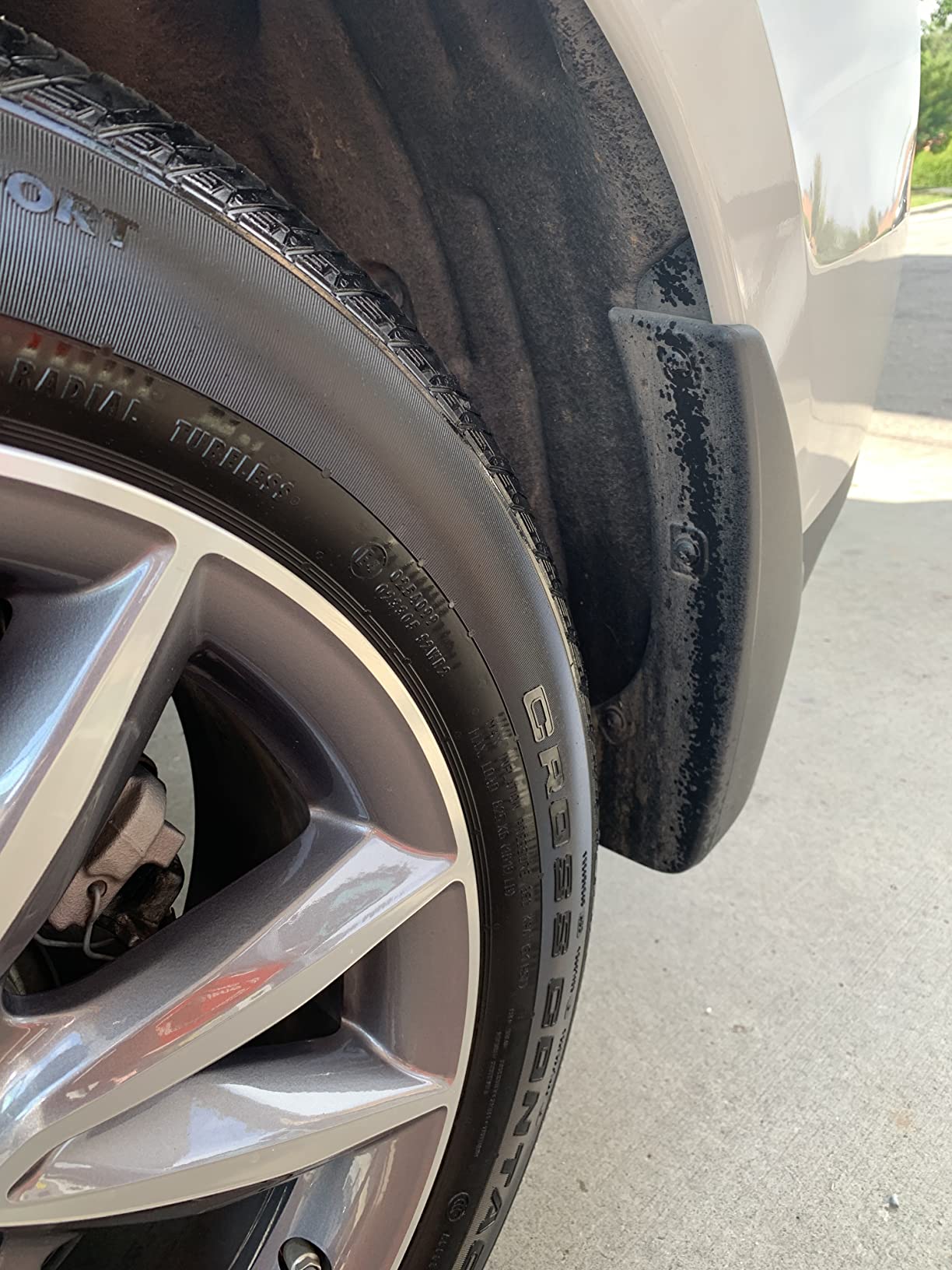 Adam's Tire Shine 16oz - Tire Dressing Spray with Added SIO2 for Rubber Protection, Gives A Glossy Wet Look & No Sling customer photo 2