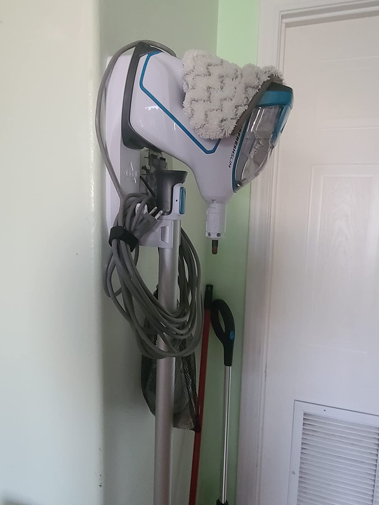 BISSELL PowerSteamer Heavy Duty 3-in-1 Steam Mop, 2685A | Handheld SteamShot for versatility; works indoor & outdoor; 3-in-1 heavy duty steam cleaning customer photo 2