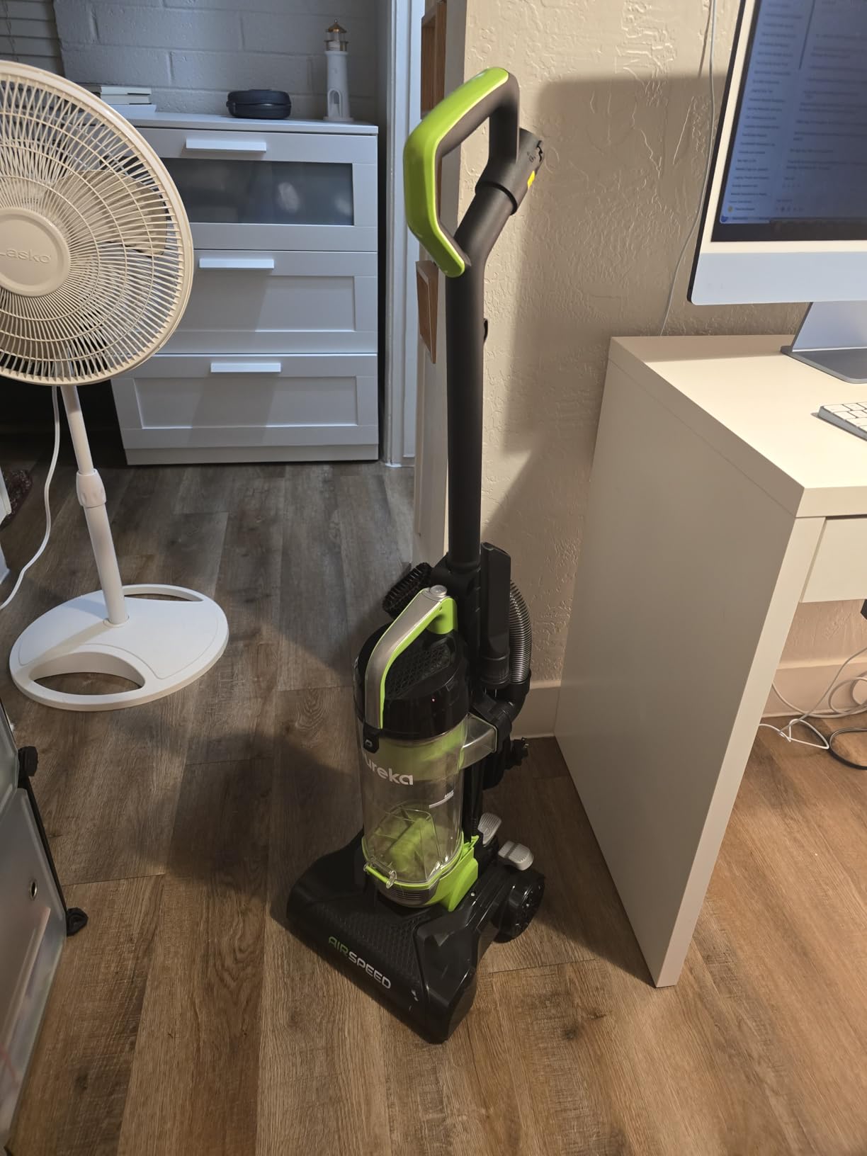 Eureka Vacuum Cleaners for Home,Airspeed Ultra-Lightweight, NEU10AE4 customer photo 2