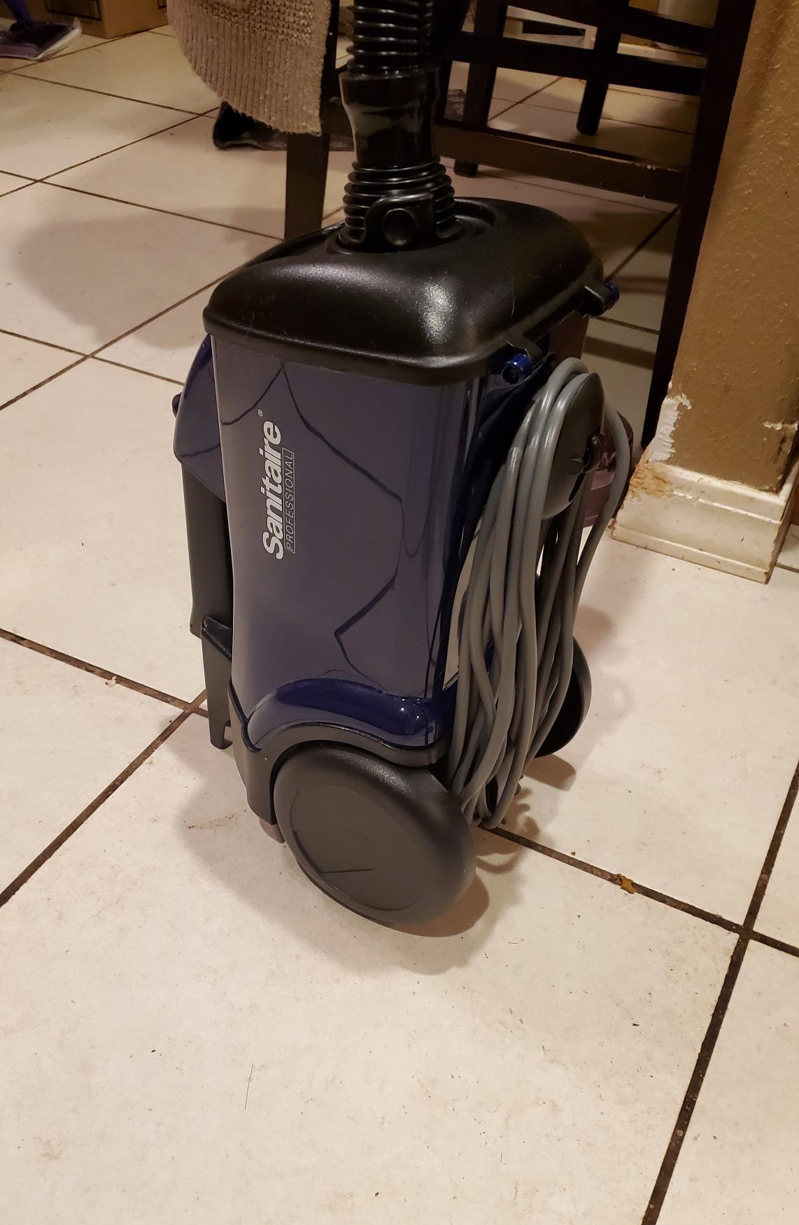 Sanitaire Professional Compact Canister Vacuum Cleaner, SL3681A customer photo 2