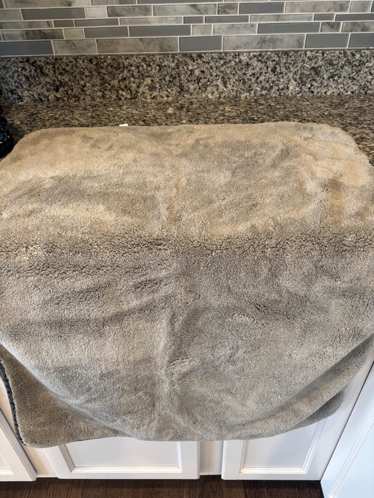 Chemical Guys, Woolly Mammoth Large Microfiber Drying Towel, 36 x 25 in customer photo 2