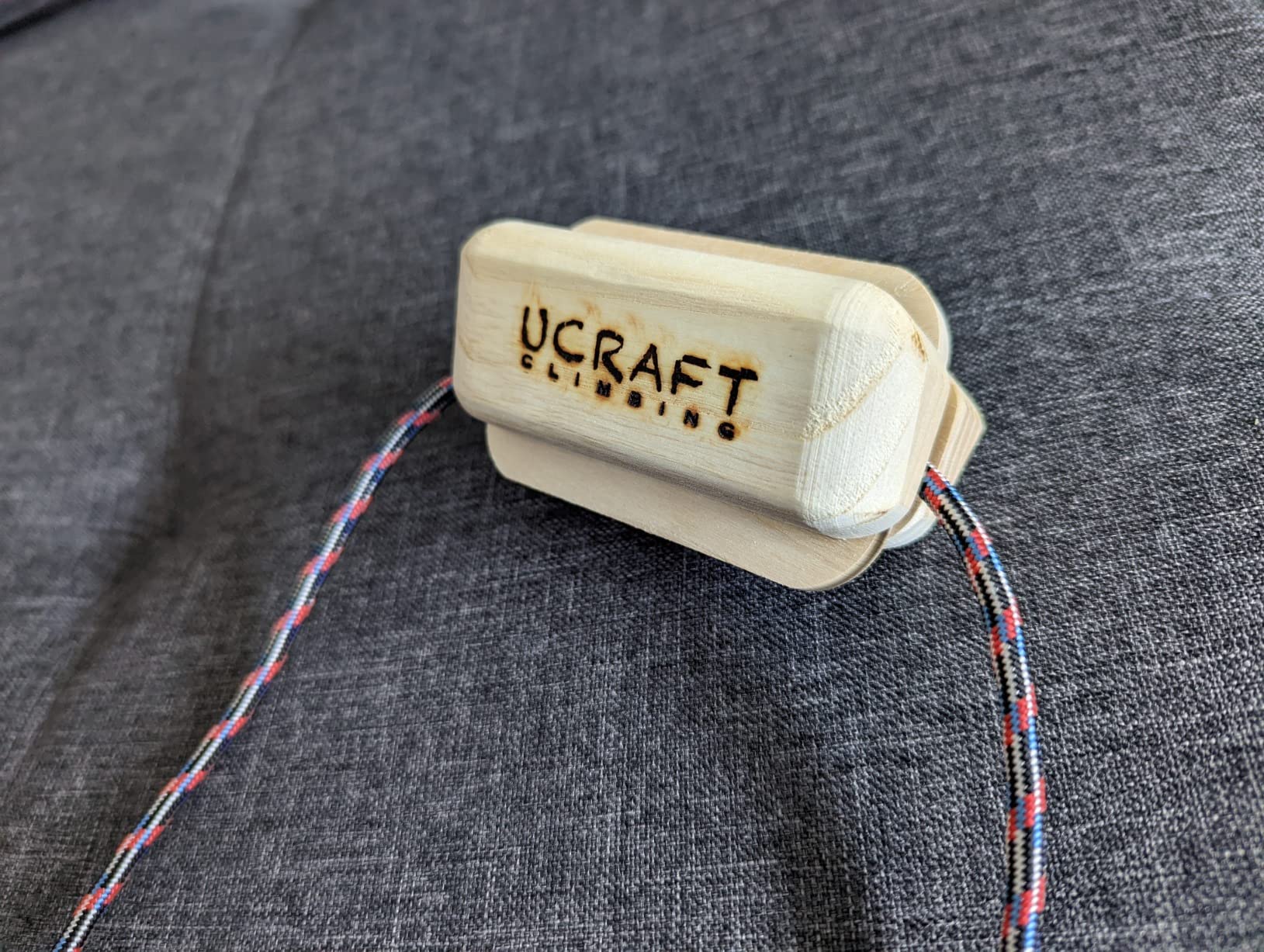 Ucraft Pocket-Sized Climbing Hangboard. Portable Fingerboard for Training and Warm-up customer photo 2