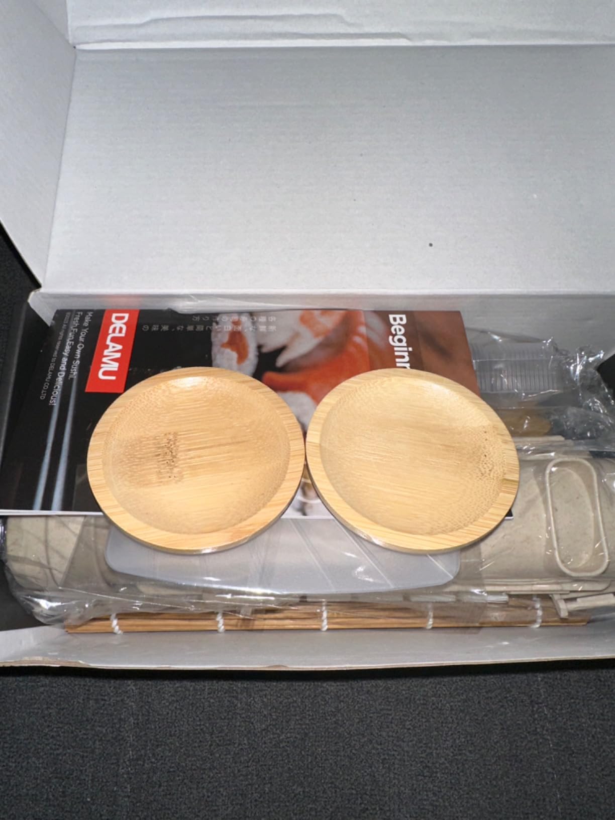Delamu Sushi Making Kit, 20 in 1 Bazooka Roller Kit | with Chef's Knife, Bamboo Mats, Rice Mold, Temaki Sushi Mats, Rice Paddle, Spreader, Chopsticks, Sauce Dishes, Guide Book customer photo 2