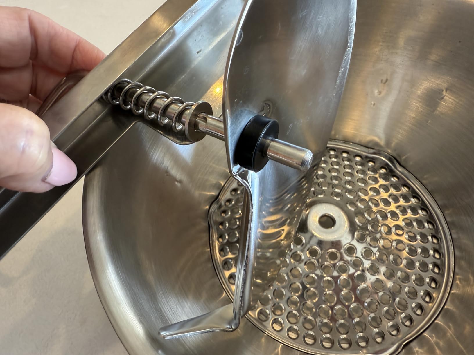 Hungry Artisan 3-Disc Food Mill for Applesauce, Tomato Sauce & Canning customer photo 2