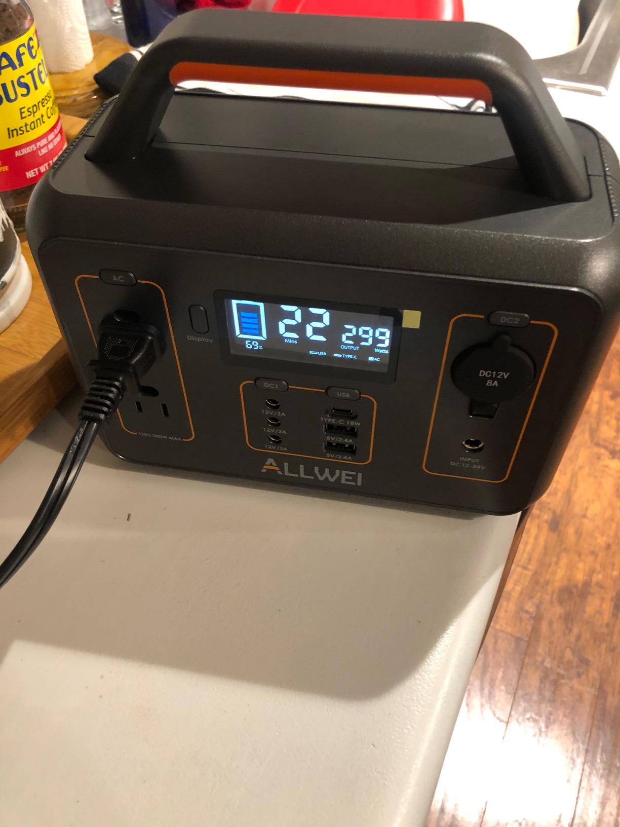 ALLWEI Portable Power Station 300W, 256Wh Solar Generator LiFePO4 Battery customer photo 2