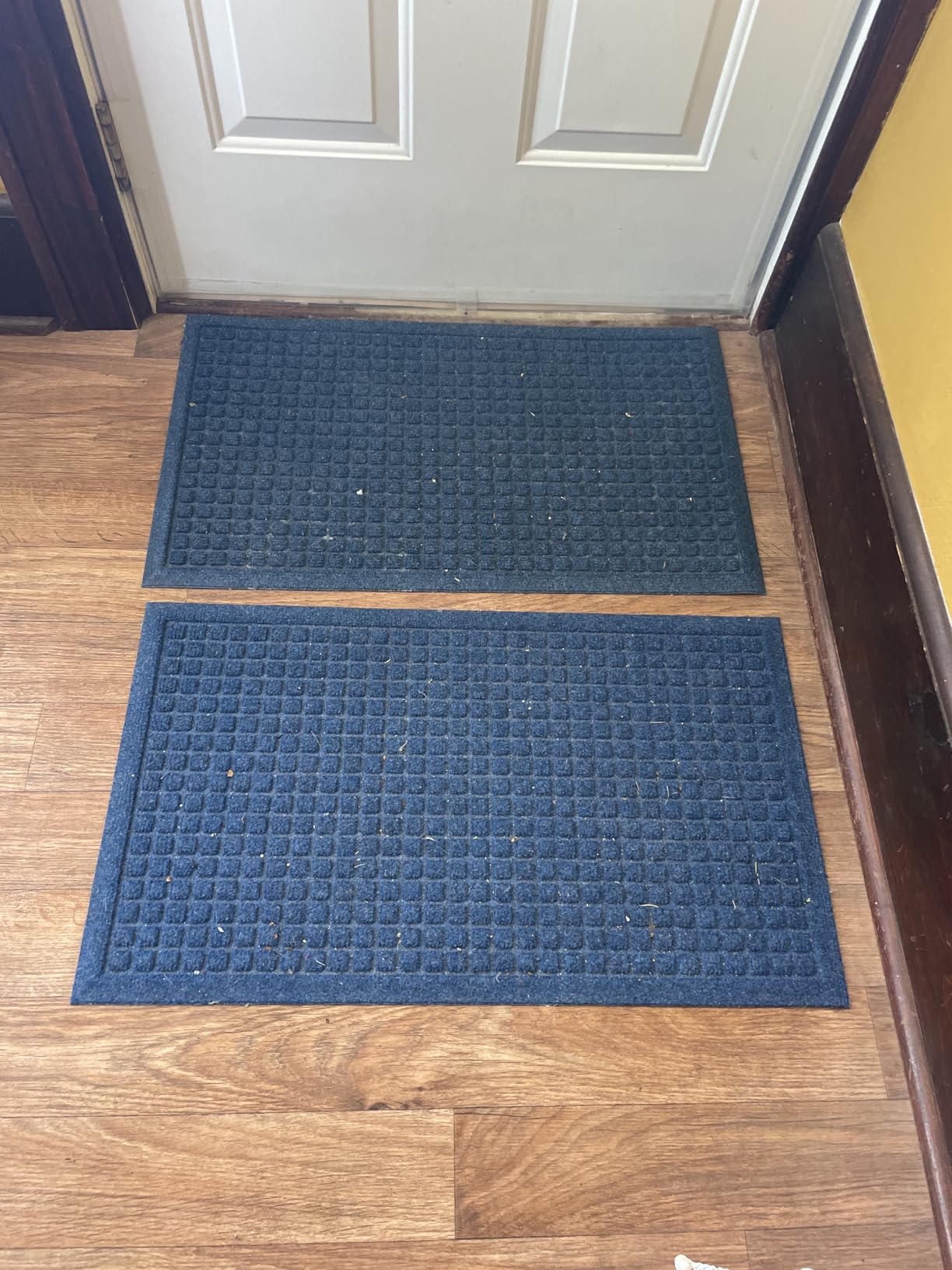 GORILLA GRIP® HydroABSORB Door Mat for Indoor Outdoor Use, 29x17 Black | Front Door Mat Outside Entrance Traps Dirt and Moisture, Doormat Holds Up to 1.7 Cups Water, Stain and Fade Resistant customer photo 2