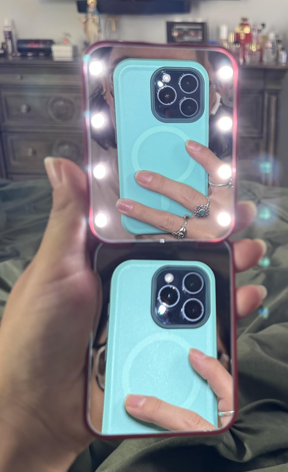 Kintion Pocket Mirror, 1X/3X Magnification LED Compact Travel Makeup Mirror with Light for Purse, 2-Sided, Portable, Folding, Handheld, Small Lighted Mirror for Gift, Pink customer photo 1