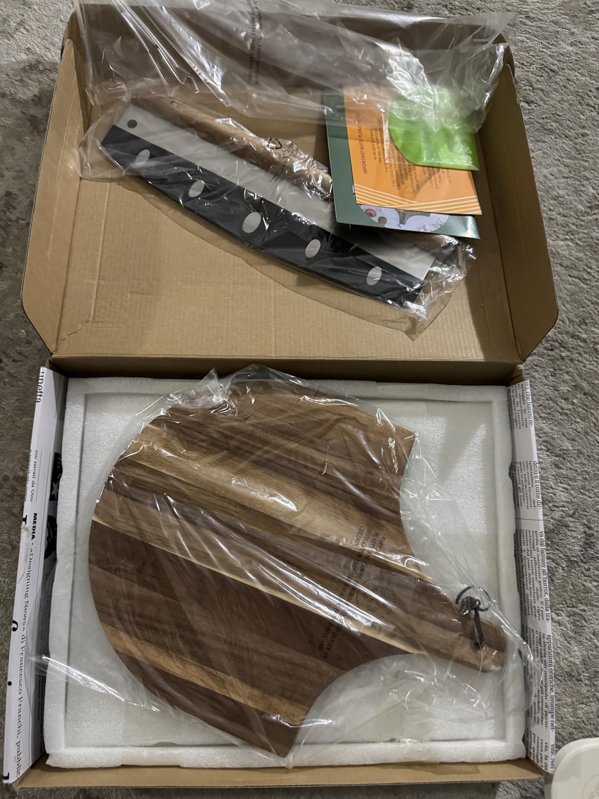 Pizza Stone for Oven and Grill Set - 5PCS Pizza Making Accessories Kit - 15 inch Pizza Stone with Handles, Pizza Peel, Pizza Cutter, Dough Tool - Baking Stone for Bread - Large Rectangular Oven Stones customer photo 2