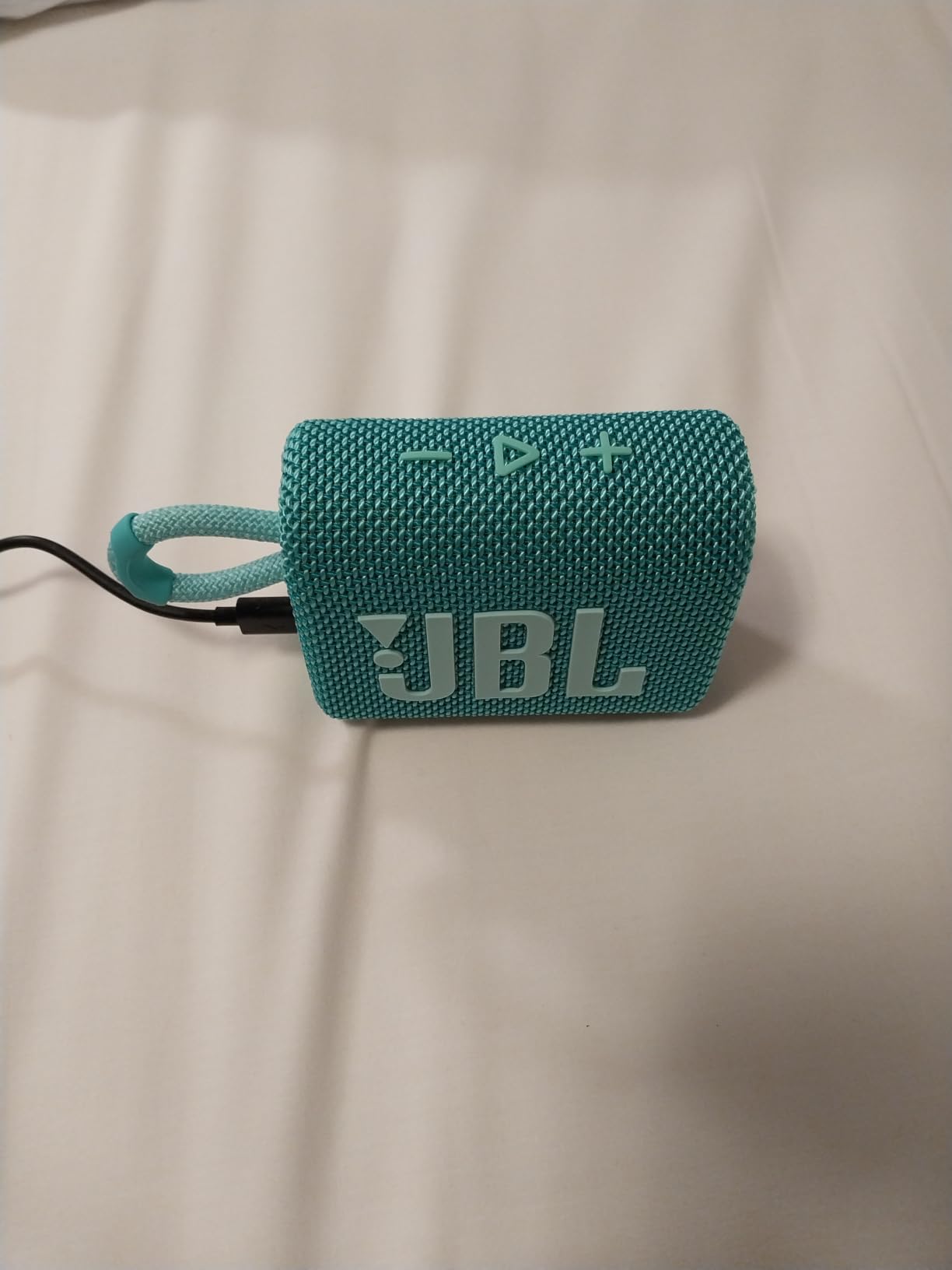 JBL Go 3 - Portable Mini Bluetooth Speaker, big audio and punchy bass, IP67 waterproof and dustproof, 5 hours of playtime customer photo 2