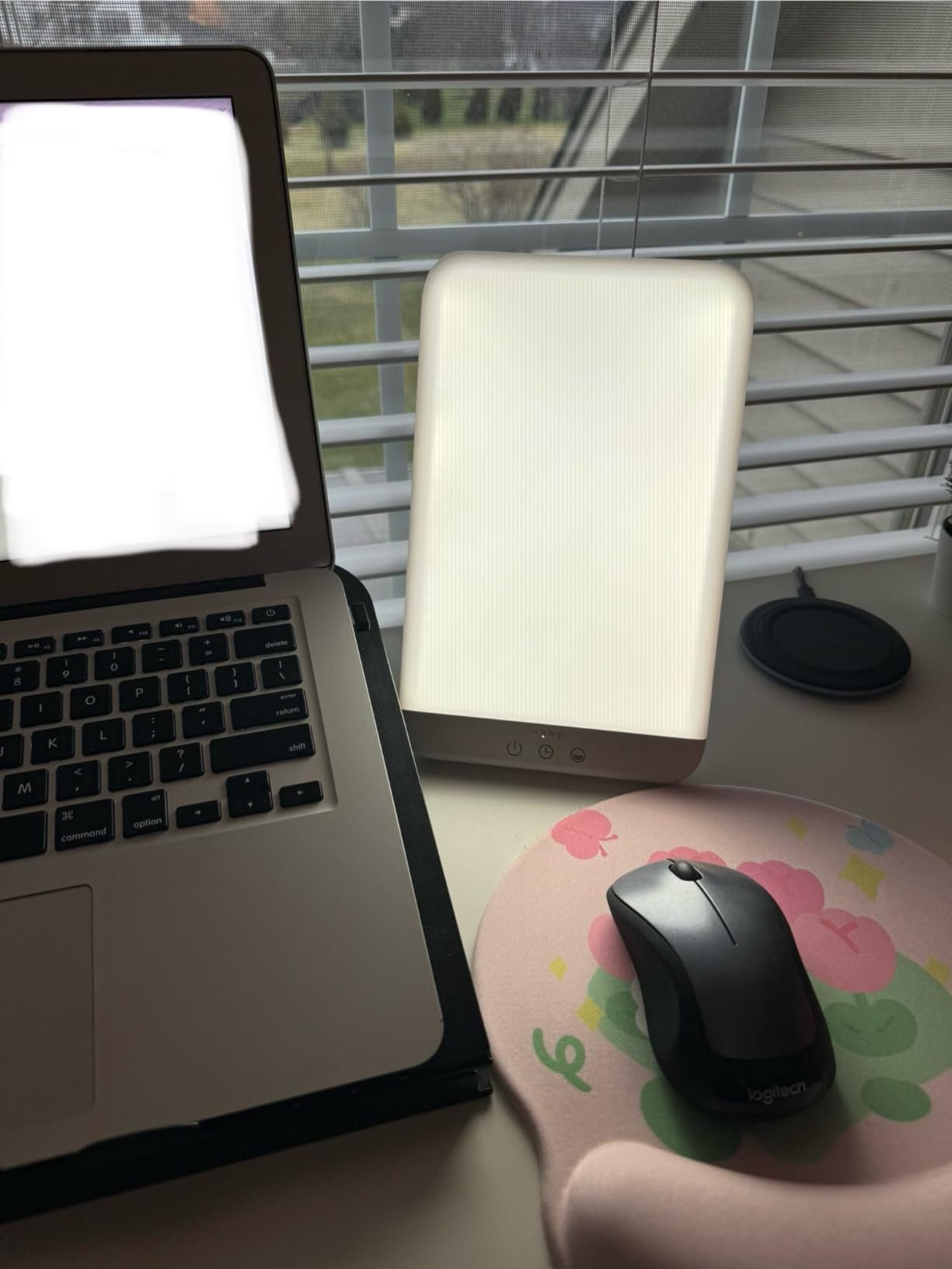 Wobrikosee Light Therapy Lamp, Ultra-Thin UV-Free 10000 Lux Therapy Light, Timer Function, Adjustable Brightness Levels, Two Color Temperature, 90° Rotatable Stand for a Happy Life customer photo 2