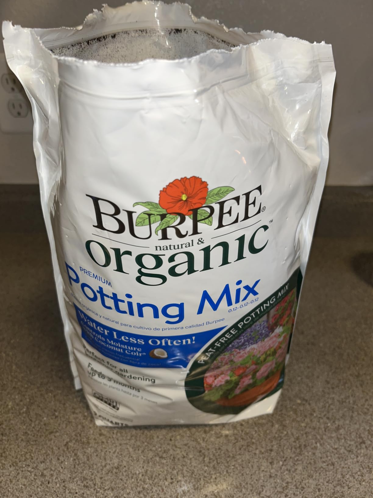 Burpee, 9 Quarts | Premium Organic Potting Natural Soil Mix Food Ideal for Container Garden-Vegetable, Flower & Herb Use for Indoor Outdoor Plant customer photo 2