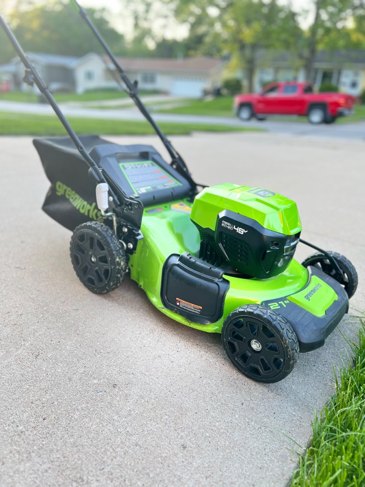 Greenworks 48V (24V x 2) 21in Self-Propelled Lawn Mower, Battery Kit customer photo 2