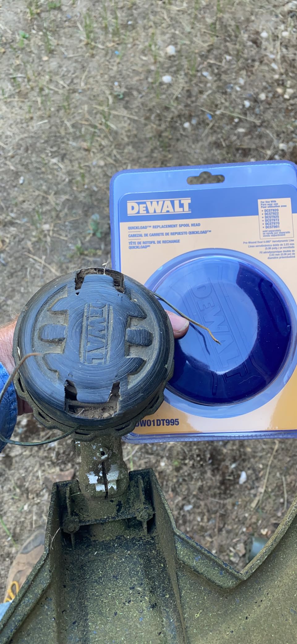 DEWALT 60V Cordless String Trimmer with Battery & Charger Included, 17 Inch, Attachment Capable (DCST972X1) customer photo 2