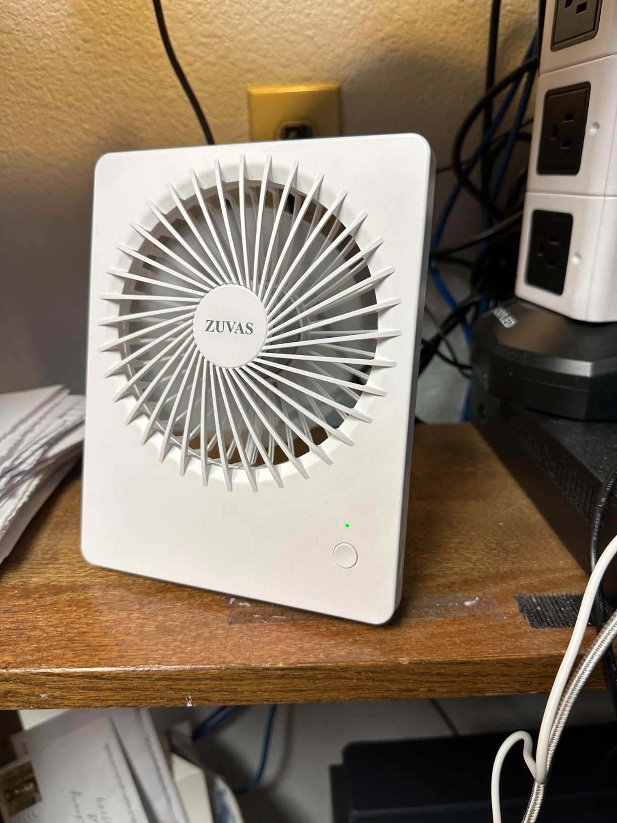 Zuvas Desk Fan Small Rechargeable Battery Table Fans for travel Ultra Quiet customer photo 2