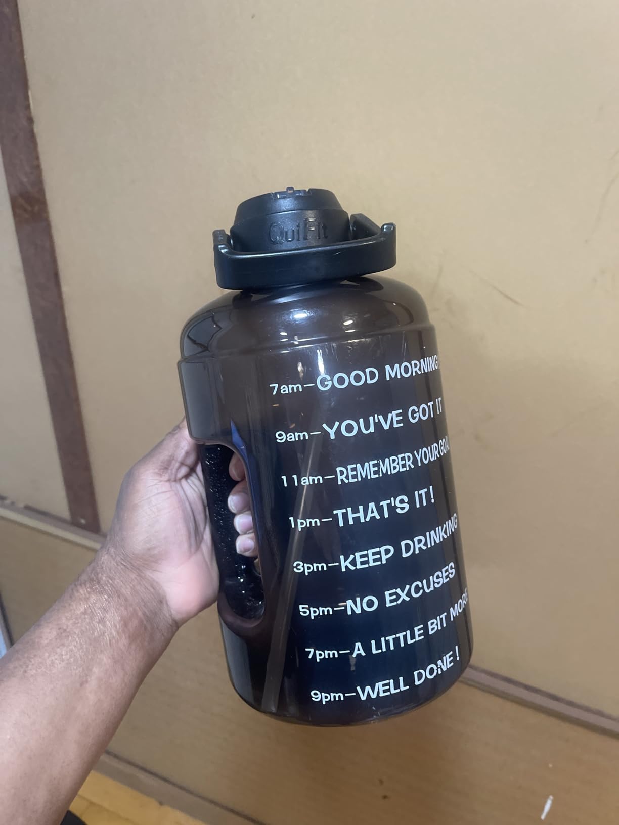 QuiFit 1 Gallon Water Bottle - with Straw & Motivational Time Marker Leak-Proof BPA Free Reusable Gym Sports Outdoor Large (128OZ/73OZ) Capacity Water Jug customer photo 1