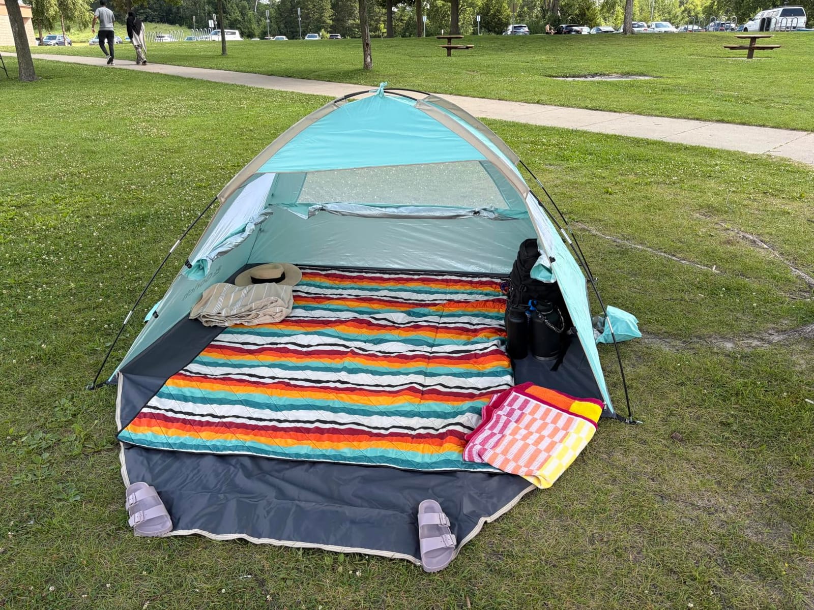 Gorich Beach Tent Sun Shelter for 3/4/6/8/10 Person with UPF 50+ UV Protection, Lightweight & Easy Setup Beach Shade Canopy, Portable Beach Shade Tent Beach Cabana customer photo 2