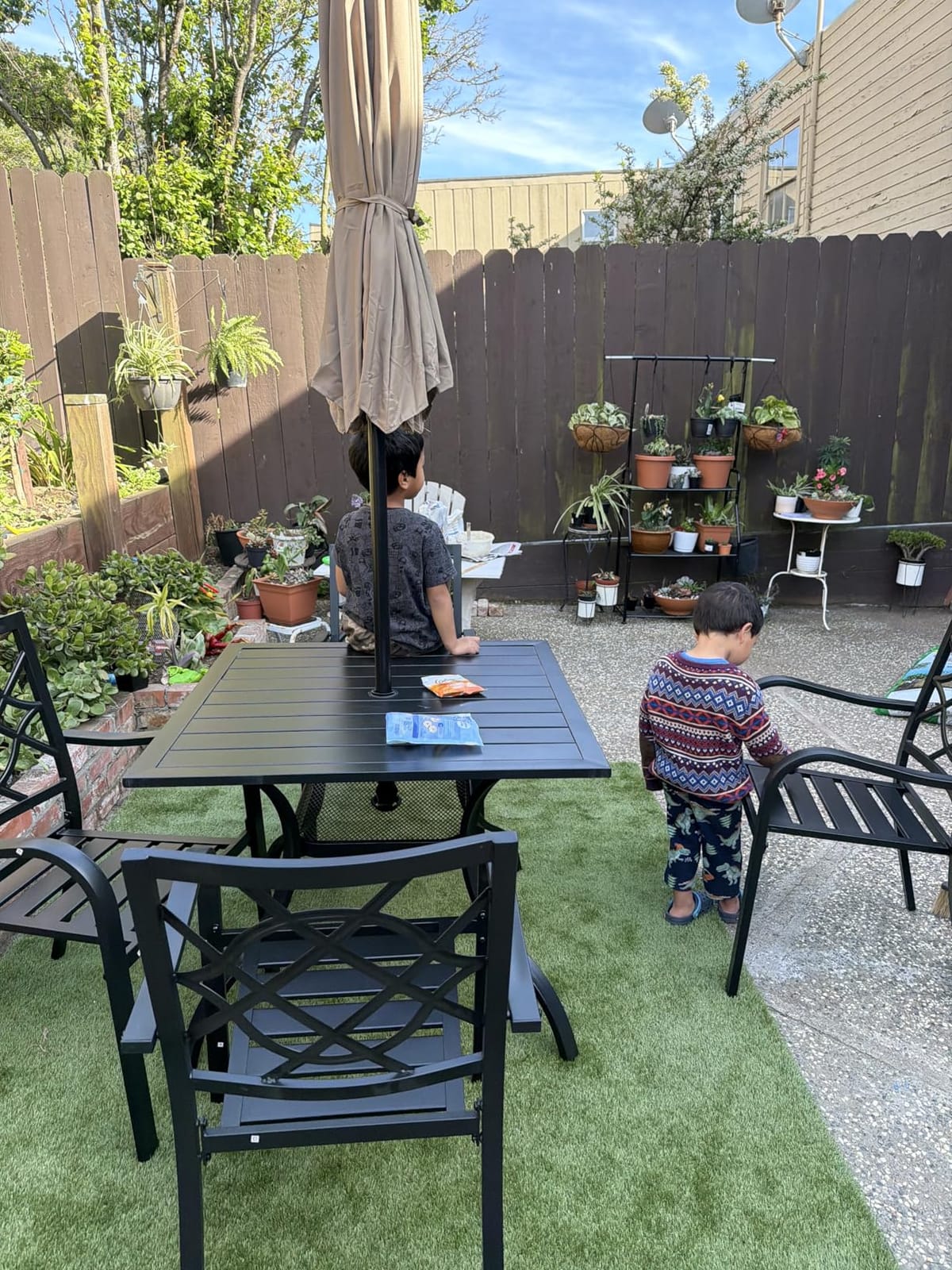 SUNCROWN 5-Piece Outdoor Wrought Iron Chairs and Table Patio Dining Furniture Set - 4 Stackable Metal Chairs, 1 Steel Slat Bistro Table for Garden Backyard Deck customer photo 1