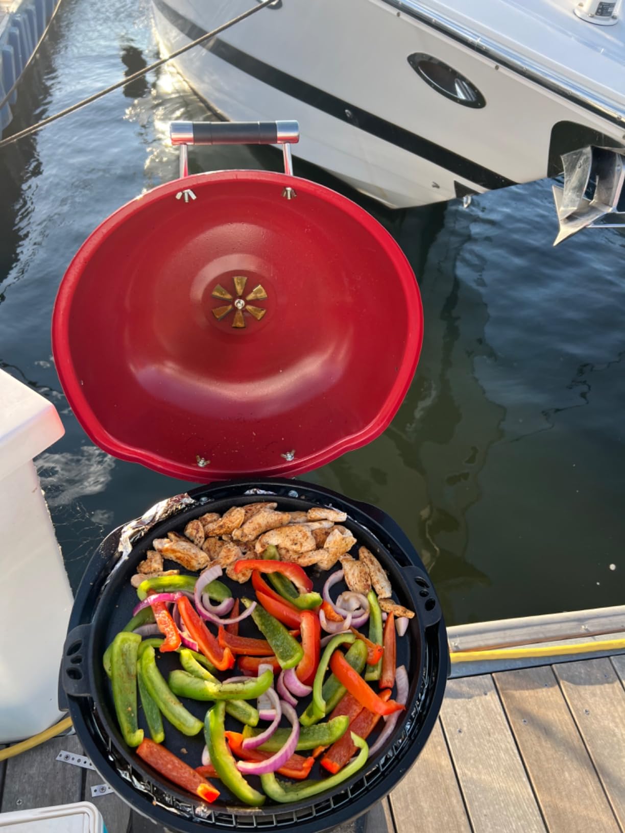 Electric Grill Outdoor BBQ, Techwood 15-Serving Indoor/Outdoor Electric Grill for Indoor & Outdoor Use, Double Layer Design, Portable Removable Stand Grill, 1600W (Stand Red BBQ Grills) customer photo 1