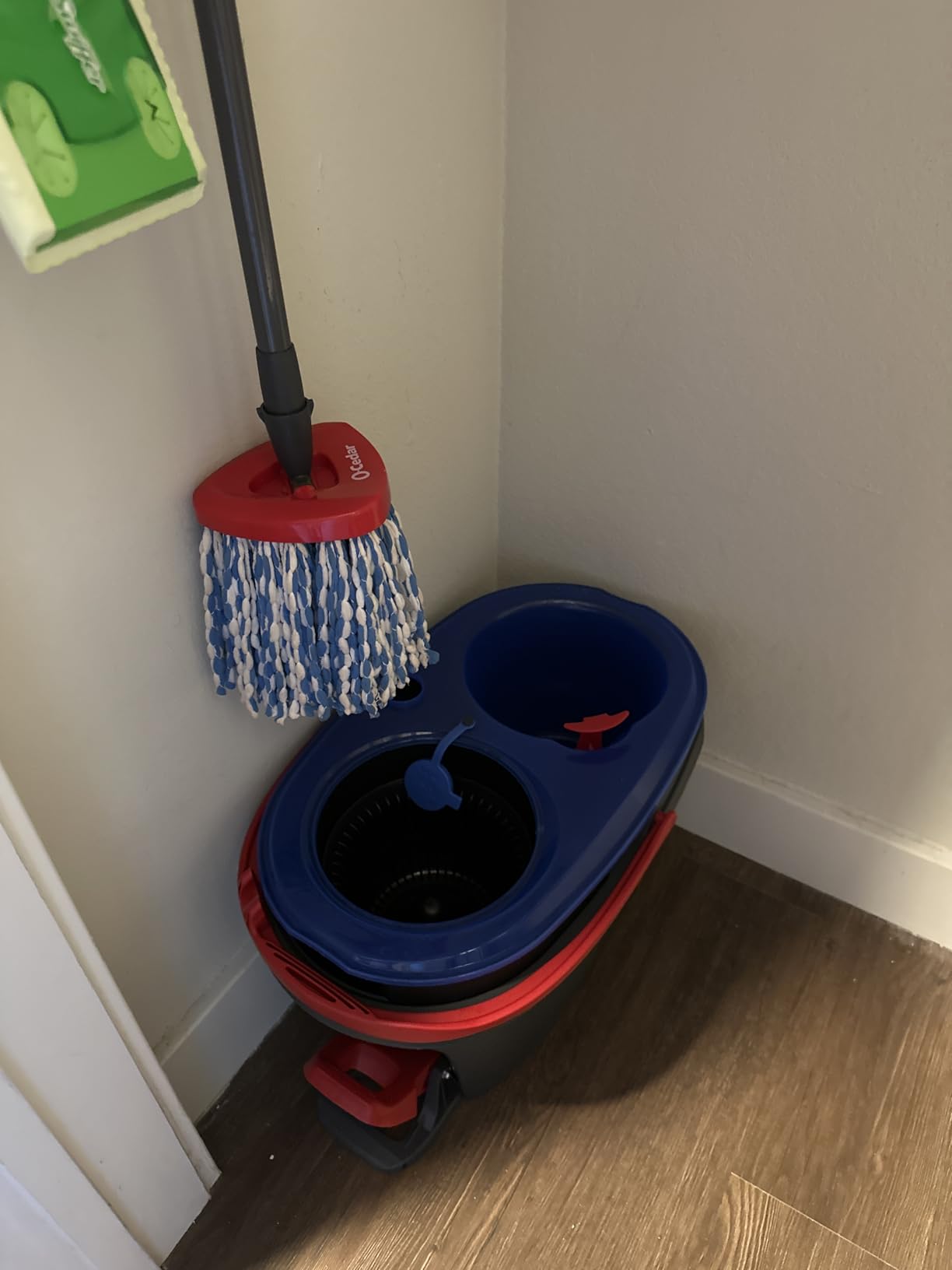 O-Cedar RinseClean Clean Water Spin Mop and Bucket System + 2 Extra Mop Heads customer photo 1