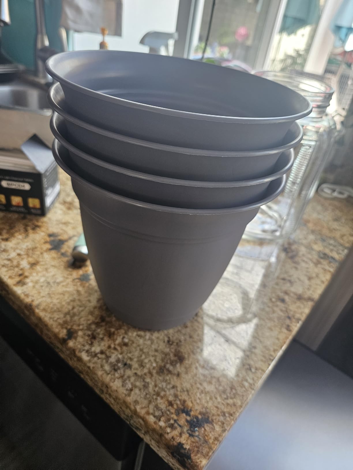 The HC Companies Eclipse Round Planter with Saucer - Outdoor & Indoor Plant Pot with Drainage Holes - Lightweight, UV-Resistant Plastic Pots for Plants, Flowers & Herbs (8