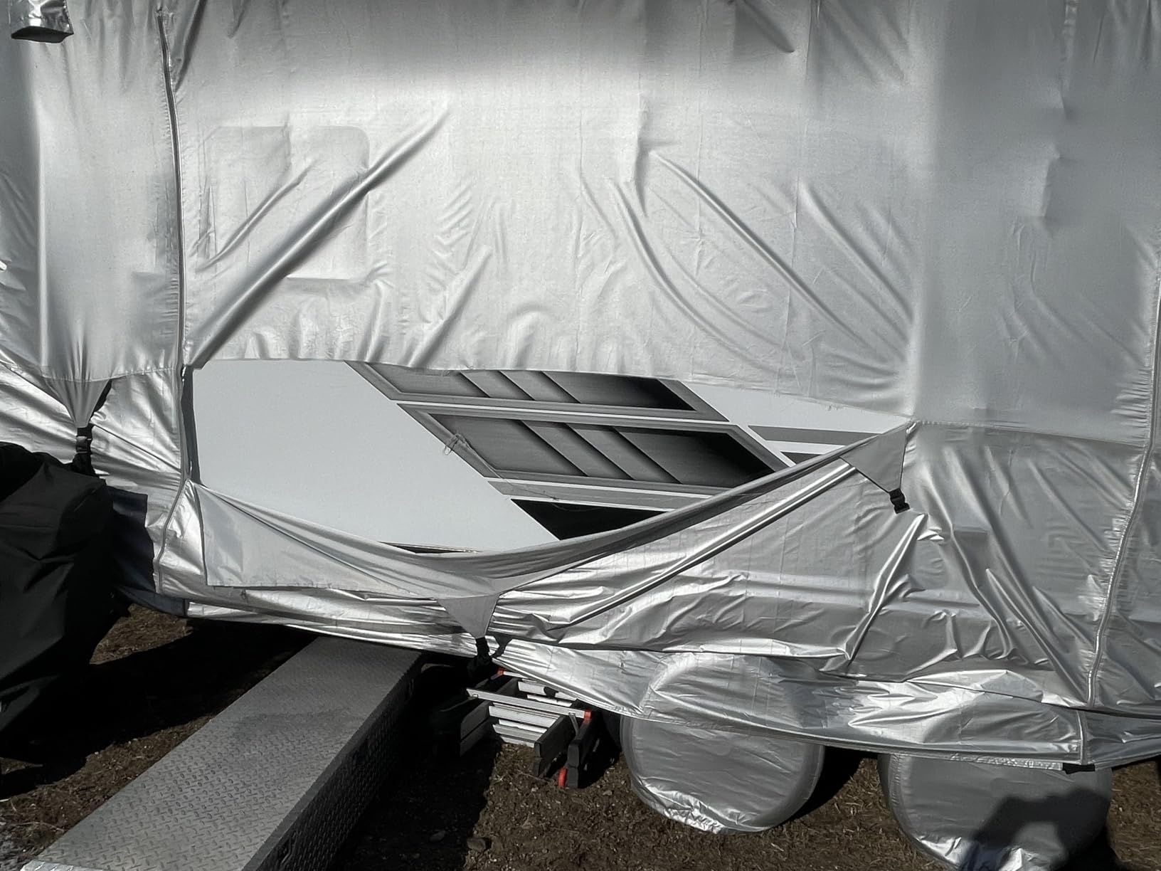 FRUNO Oxford Fabric Travel Trailer Cover RV Cover 30'-33' Waterproof Rip-Resistant Anti-UV Camper Cover for Winter Snow customer photo 2