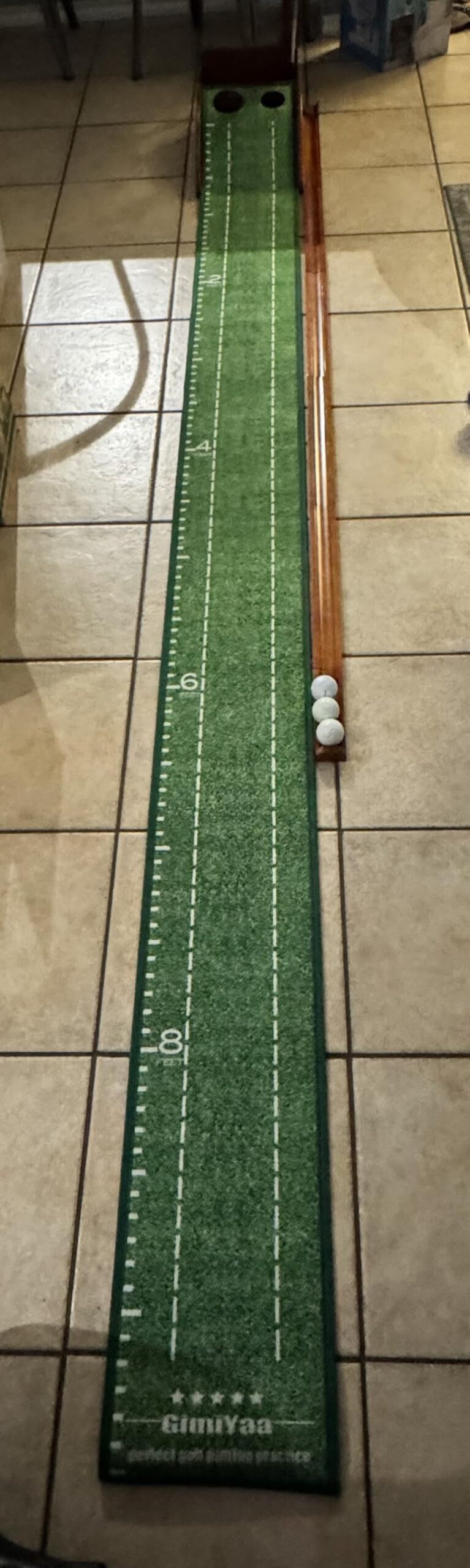 GimYaa Golf Putting mat Green Indoor and Outdoor with Auto Ball Return,Game Practice Golf Gifts for Home, Office, Backyard Indoor Golf and Outdoor Use, Crystal Velvet Mat customer photo 1