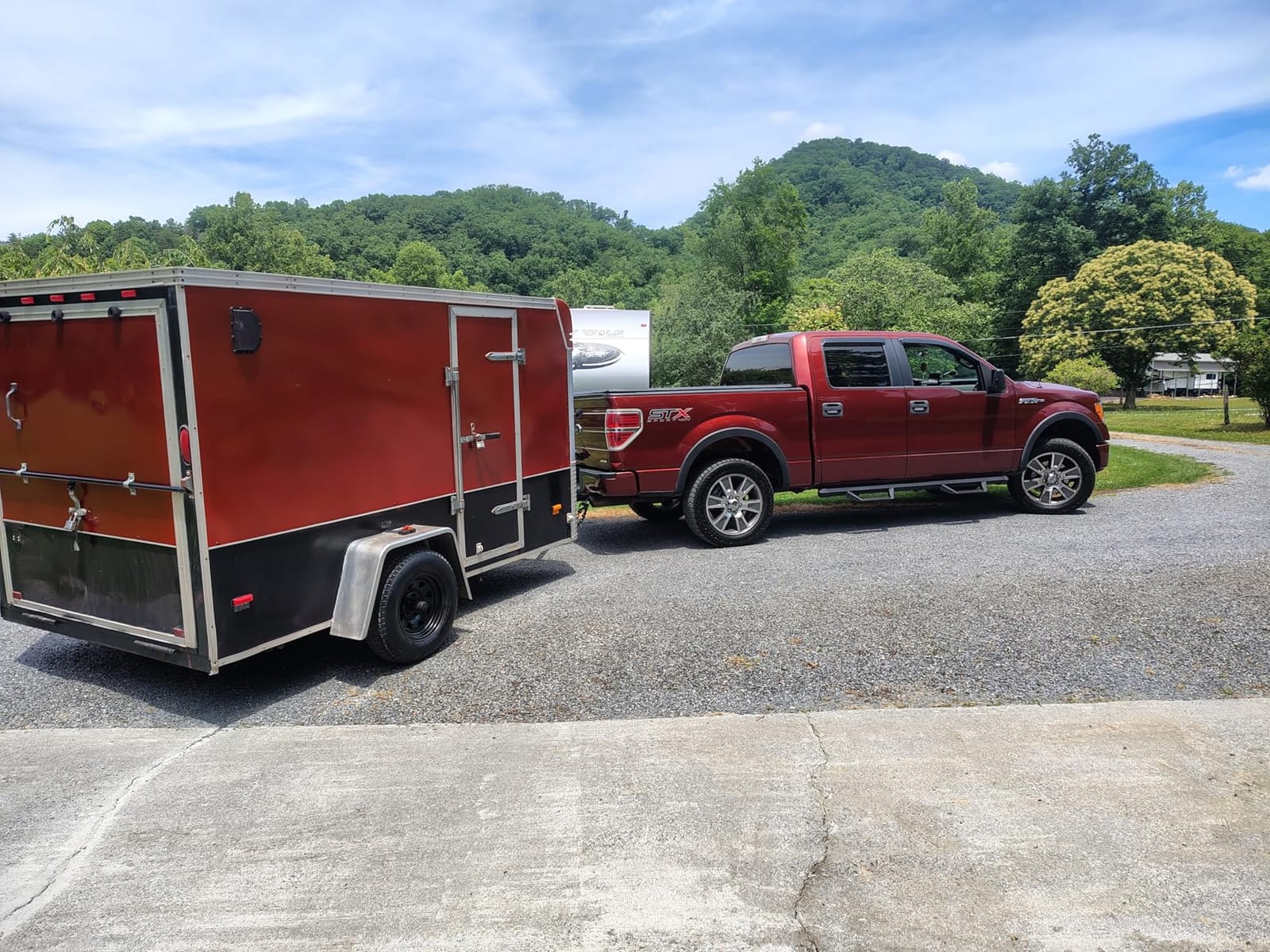 GEARFLAG Travel Trailer Cover for Motorhome Multi-Layers fits 26' - 28' with Reinforced Windproof Side-Straps Anti-UV Water-Resistance Heavy Duty (Fits 26' - 28') - Ideal for rv & Trailer Covers customer photo 1
