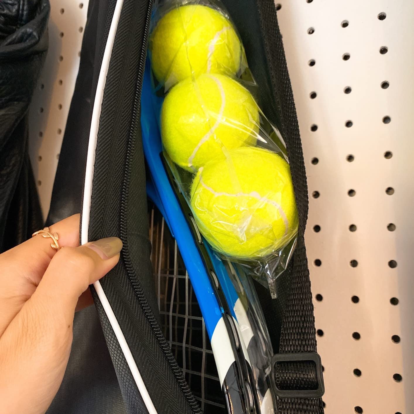 Tennis Rackets 2 Players Recreational for Beginners, Pre-Strung 27 Inch Light Adult Racquet Set for Women Men with Tennis Balls, Overgrips and Carry Bag customer photo 2