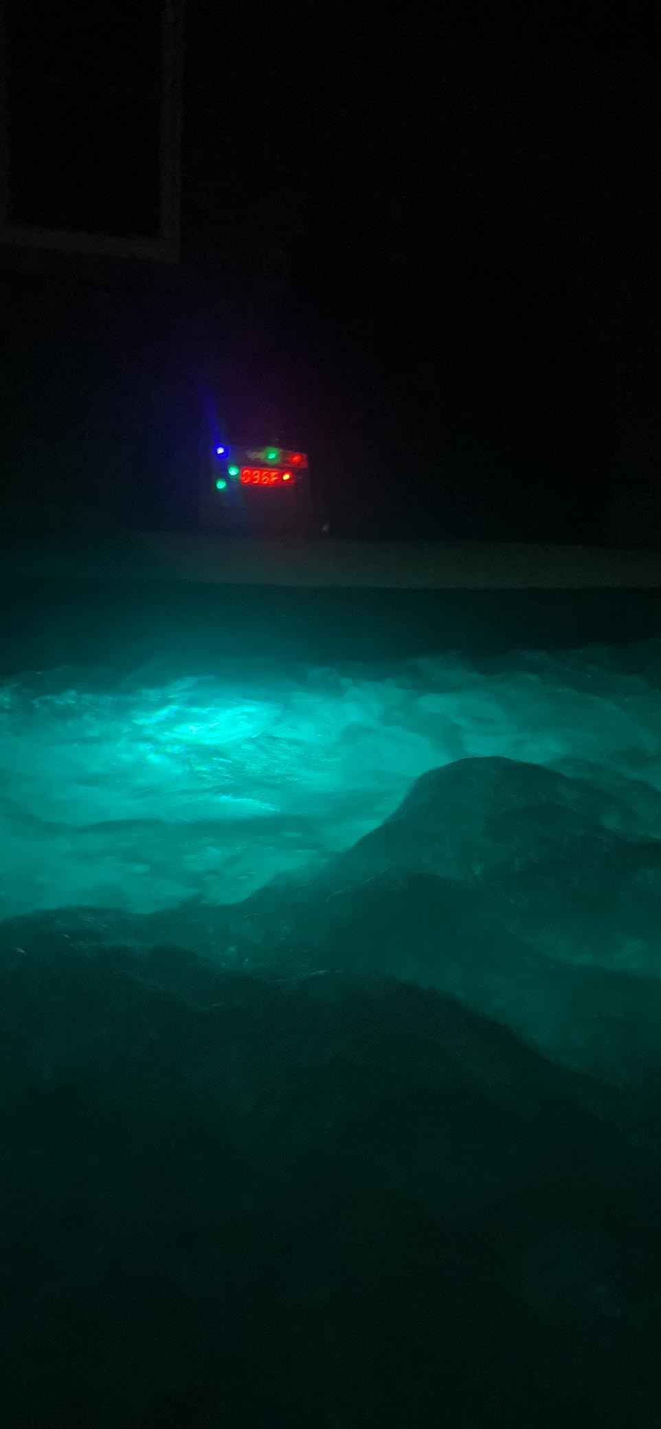 INTEX PureSpa 6 Person Inflatable Hot Tub with Energy-Efficient Spa Cover customer photo 1