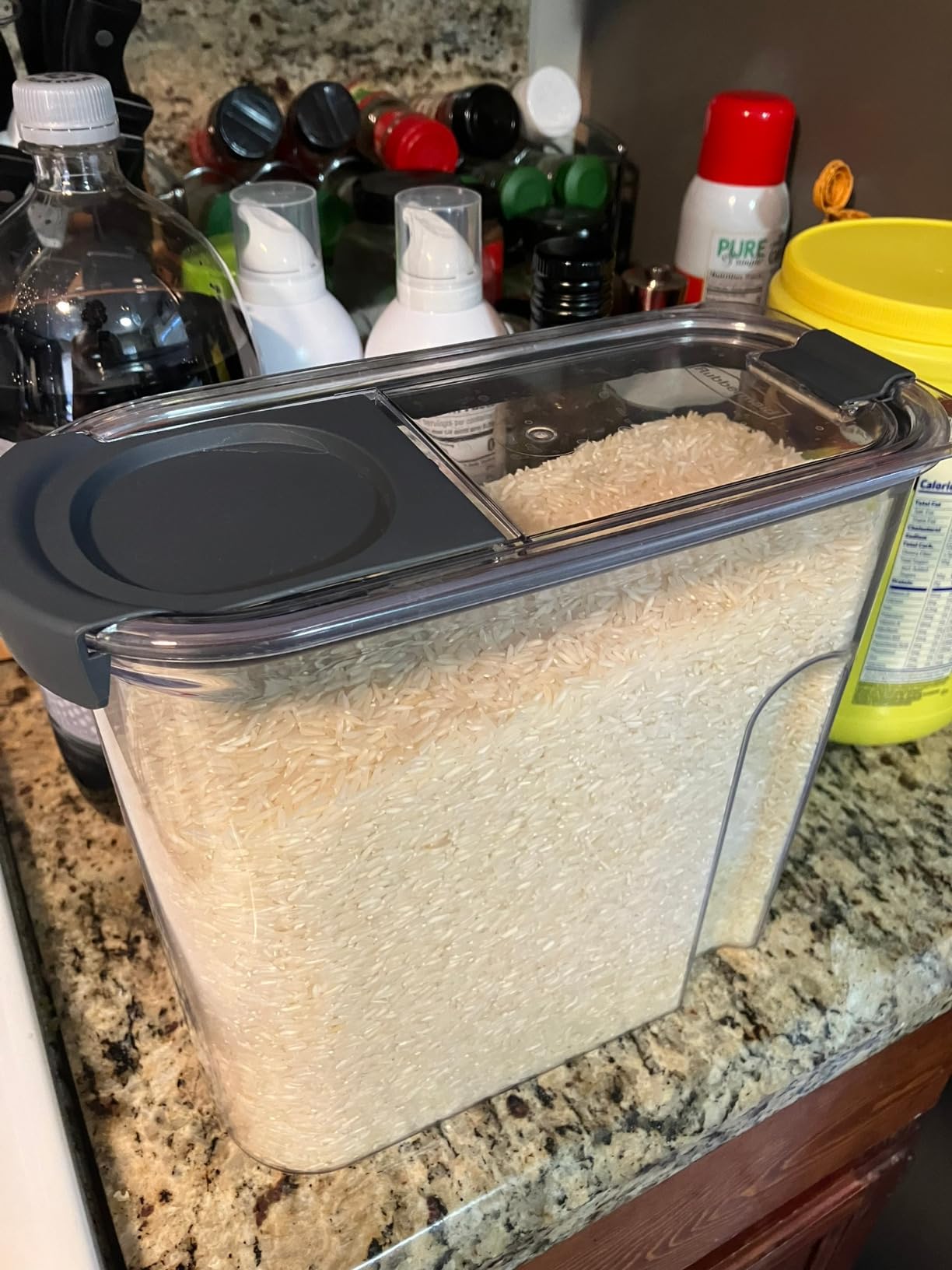 Rubbermaid Brilliance BPA-Free Food Storage Containers with Lids Airtight Kitchen and Pantry Organization Set Includes 3 Containers and Scoops Clear 16 cups customer photo 2