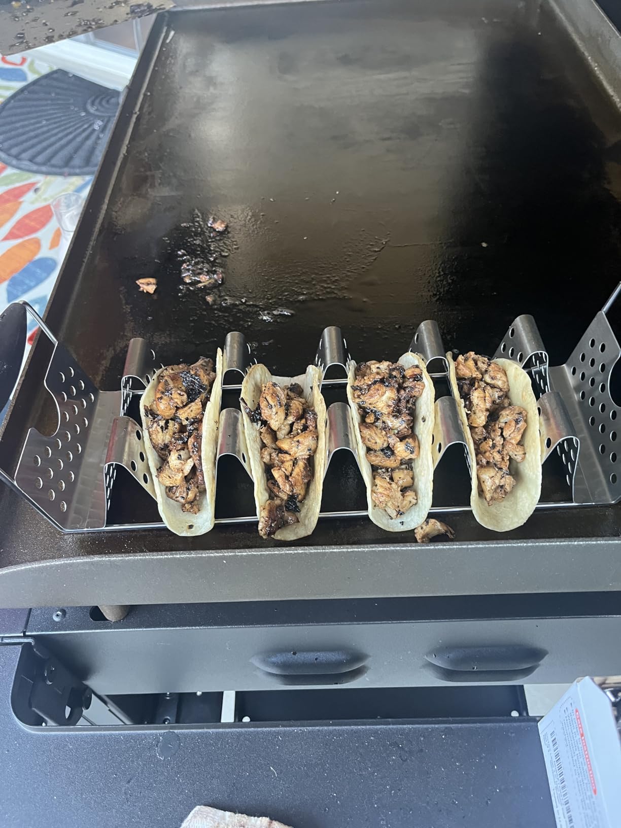 BLACKSTONE 5551 Deluxe Taco Holder Stand, Black/Silver, Pack of 2 | Stainless Steel, Heat Resistant Handles, Holds 6 Tacos Per Tray, Dishwasher Safe customer photo 1