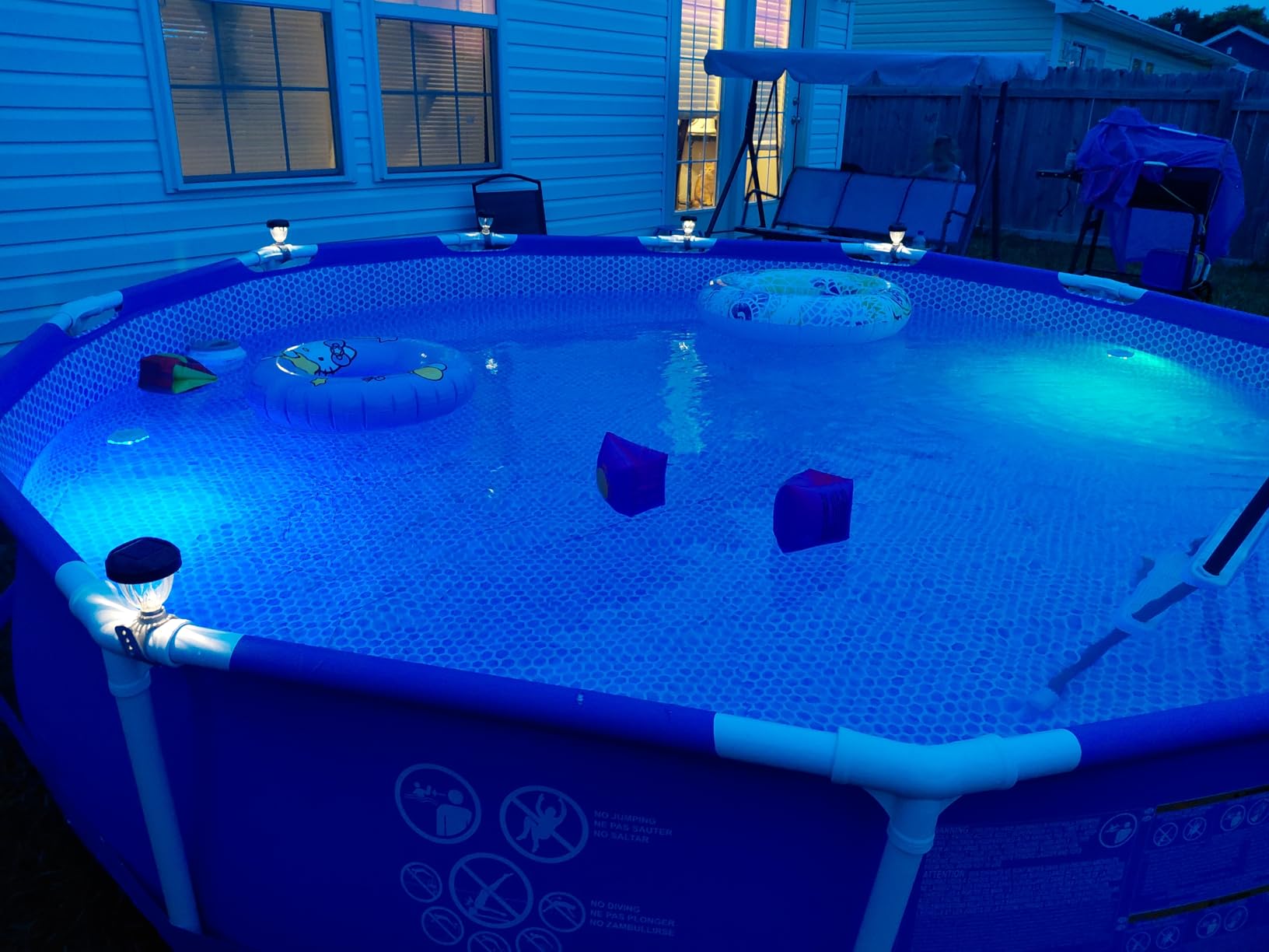DeeprBetter Floating Pool Lights,Color Changing Waterproof Magnetic Pond Lights,Pool Light that Float,Starfish Above Ground Pools Light Up for Pond,Hot tub,Bathtub,Shower,Halloween,Christmas-2pcs customer photo 1