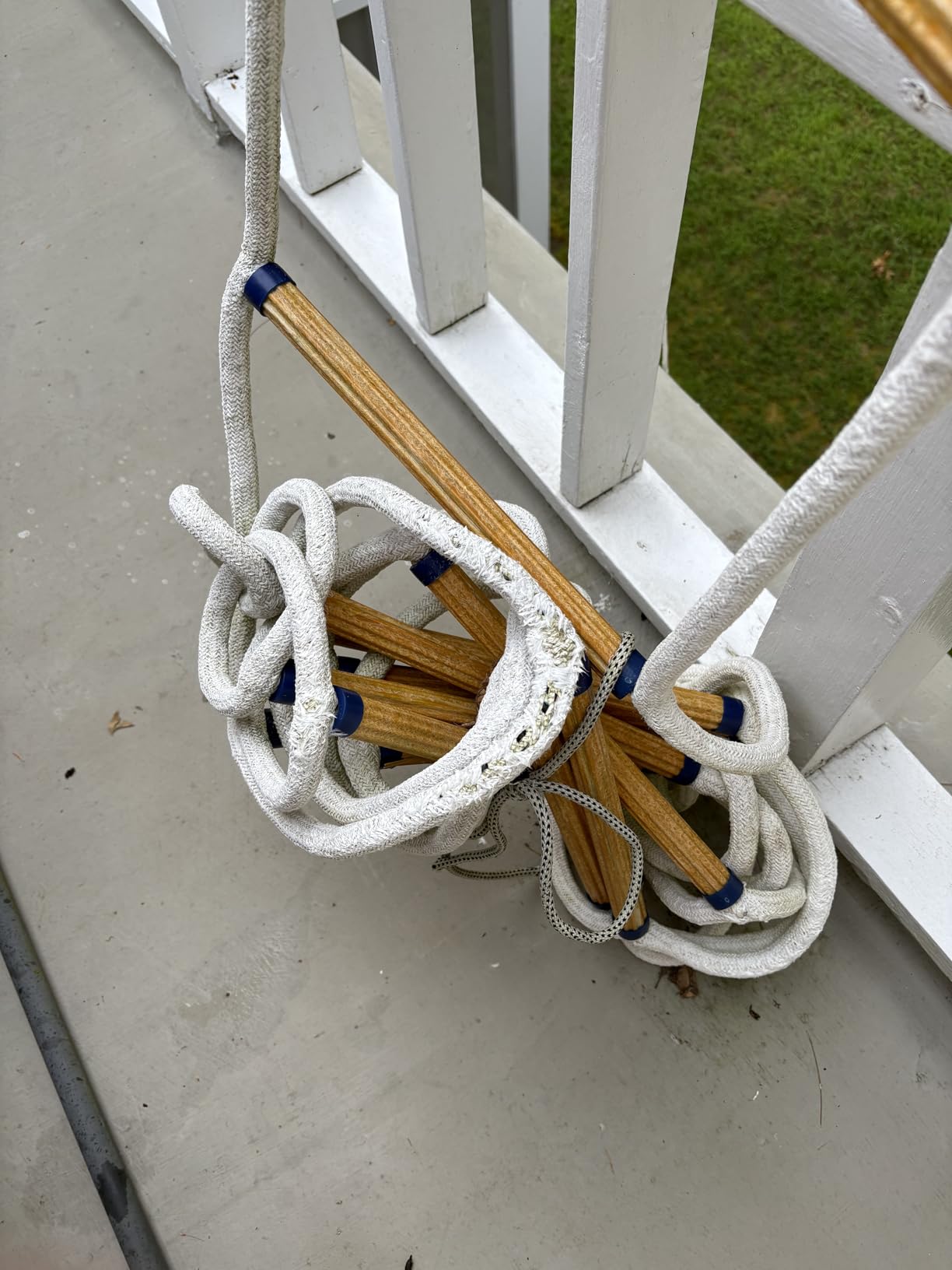 13ft Safety Balcony Emergency Fire Escape Ladder with Hooks Carabins | 2 Story for Adults and Kids |Reusable Multi-use for Treehouse|Weight Capacity up to 2000 lb customer photo 1