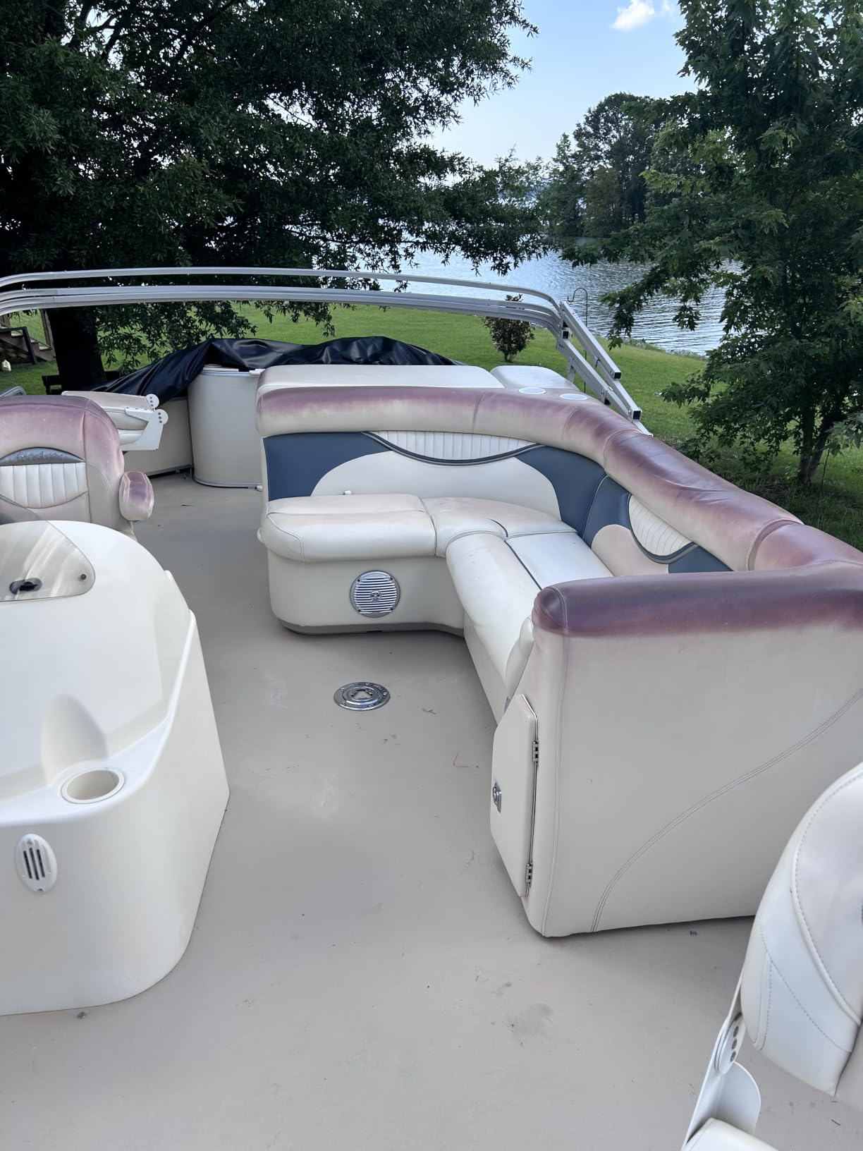 Solim 22-24FT Pontoon Boat Cover, 1200D Heavy Duty Waterproof, UV Resistant customer photo 1