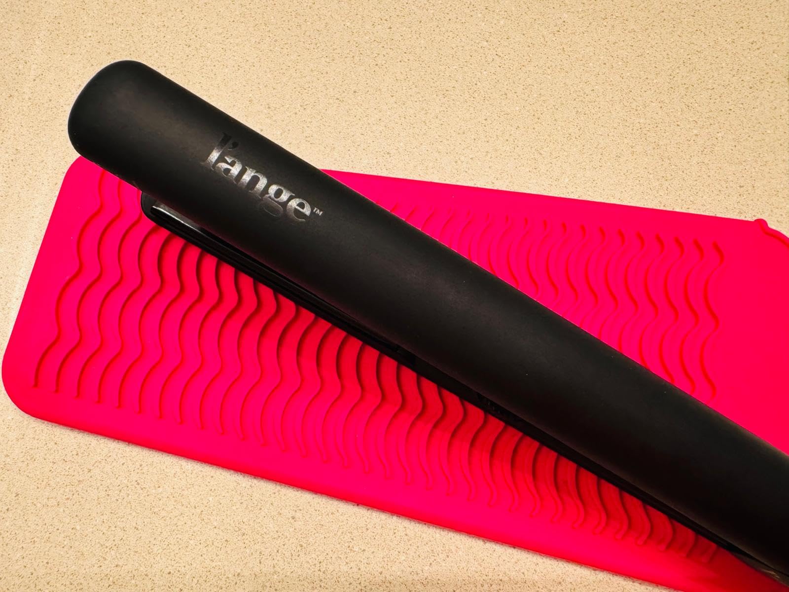 L'ANGE HAIR Le Ceramique 1-Pass Flat Iron Hair Straightener | Fast Heating Ceramic Flat Iron | Best Hot Tools Professional Hair Straightener to Lock in Moisture & Shine | (Blush) customer photo 1
