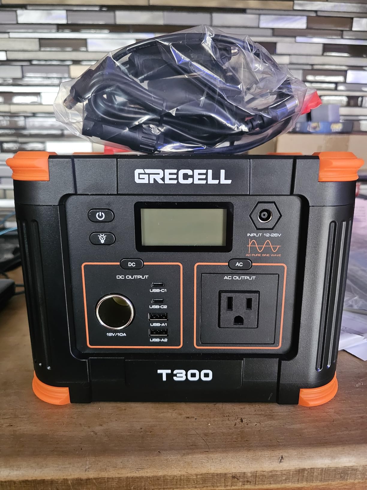 GRECELL 999Wh Solar Generator 1000W Portable Power Station for Outdoor customer photo 1