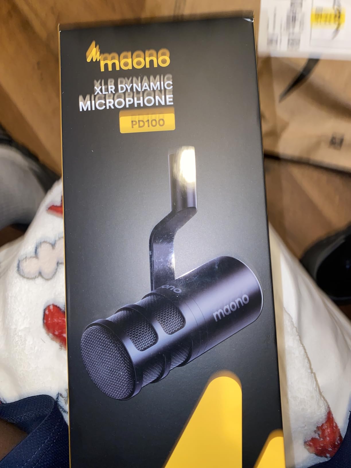 MAONO PD100 XLR Podcast Microphone, Cardioid Studio Dynamic Metal Desk Mic customer photo 1