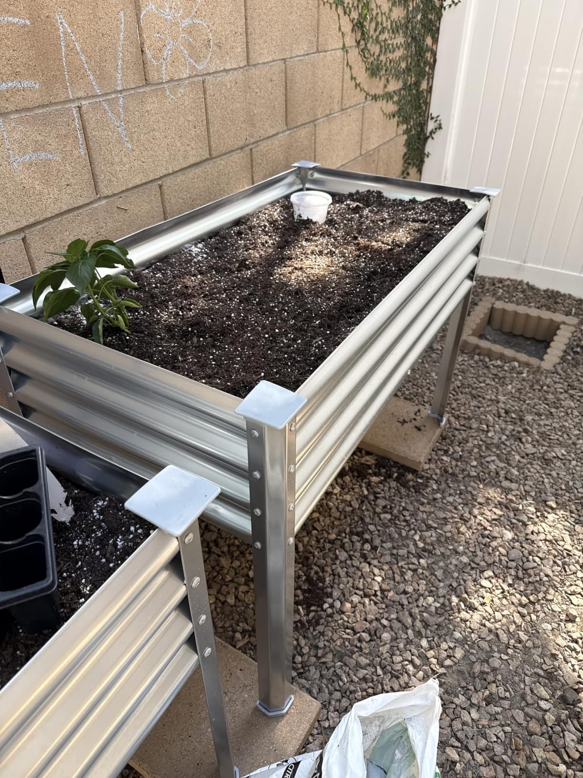 Land Guard Galvanized Raised Garden Bed with Legs, 48×24×32in Large Metal Elevated Raised Planter Box with Drainage Holes for Backyard, Patio, Balcony, 700lb Capacity customer photo 1
