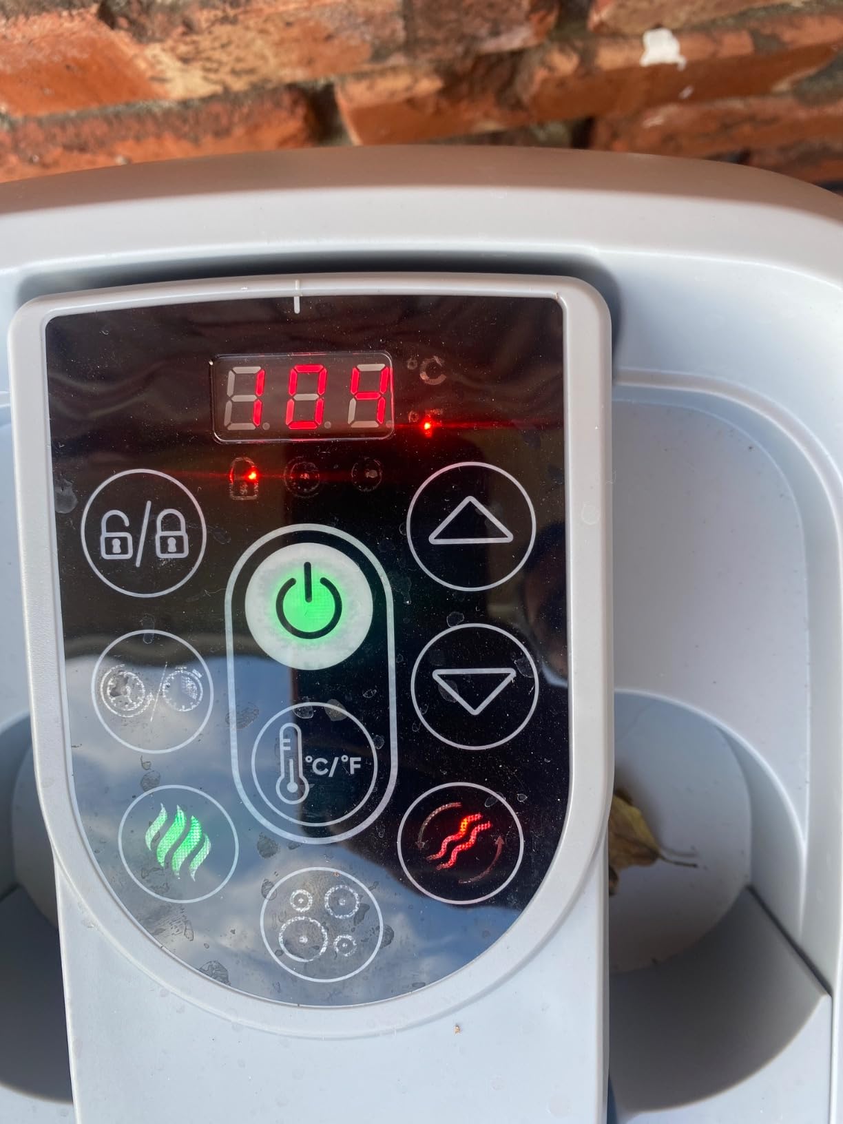 Coleman Palm Springs EnergySense AirJet Inflatable Hot Tub Spa (77