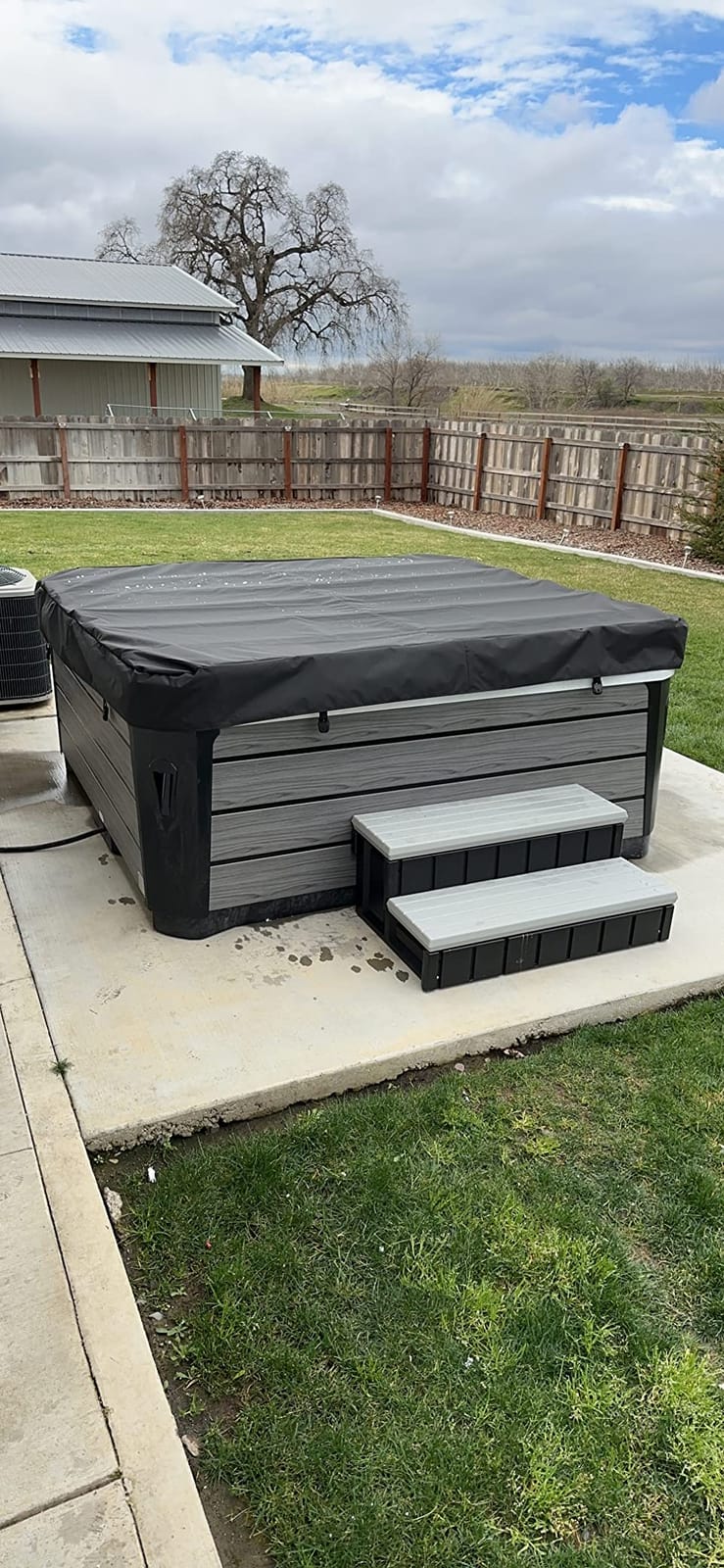 Comfort Hot Tubs - Hot Tub Spa - Seats 5-6 People - 51 Jets – Standard Heavy Duty Flip Cover, Water Fountains, Ozonator, LED Lights, Headrests, and More customer photo 1