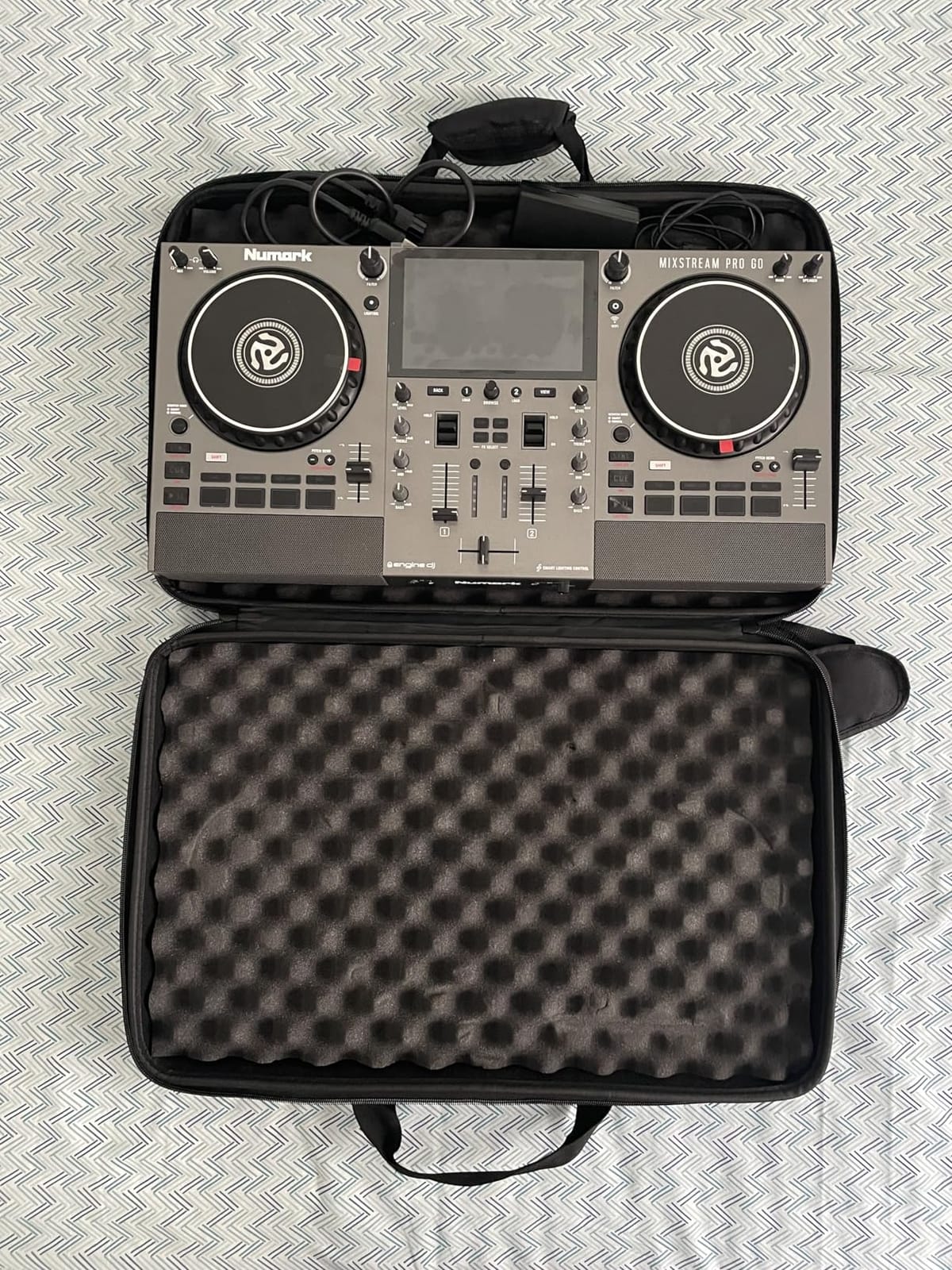 Lightweight Molded Hard Storage Case Fits for DDJ-FLX4 / DDJ-400 / DDJ-SB3 SB2 or DDJ-RB 2-Channel Controller customer photo 2