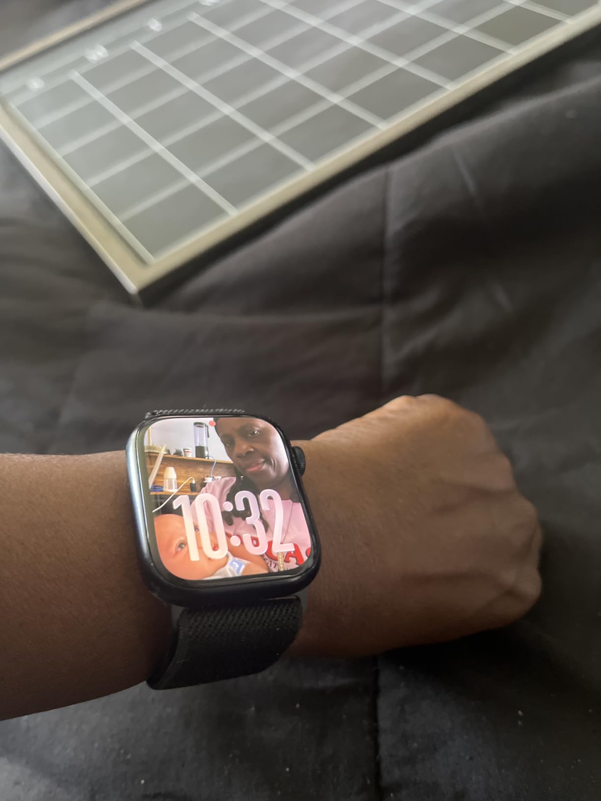 Apple Watch Series 8 [GPS + Cellular, 41mm] - Midnight Aluminum Case with Midnight Sport Band, M/L (Renewed) customer photo 1