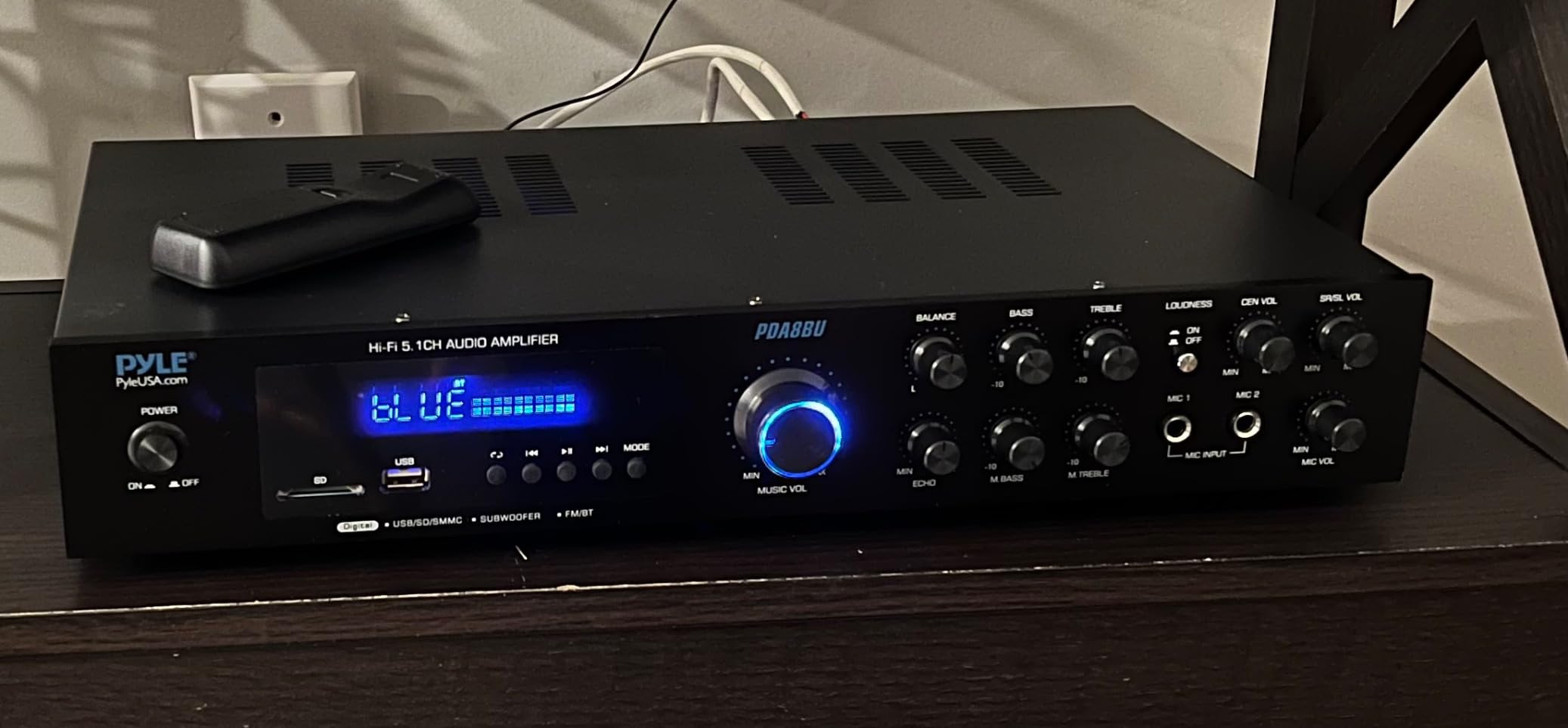 Pyle Bluetooth 5.1 Channel Home Entertainment Amplifier - Subwoofer Out - Easy Karaoke with Dual Mic Inputs w/ Echo, USB-A / SD Reader with MP3 Player, RCA In and Line out - PDA8BU customer photo 2
