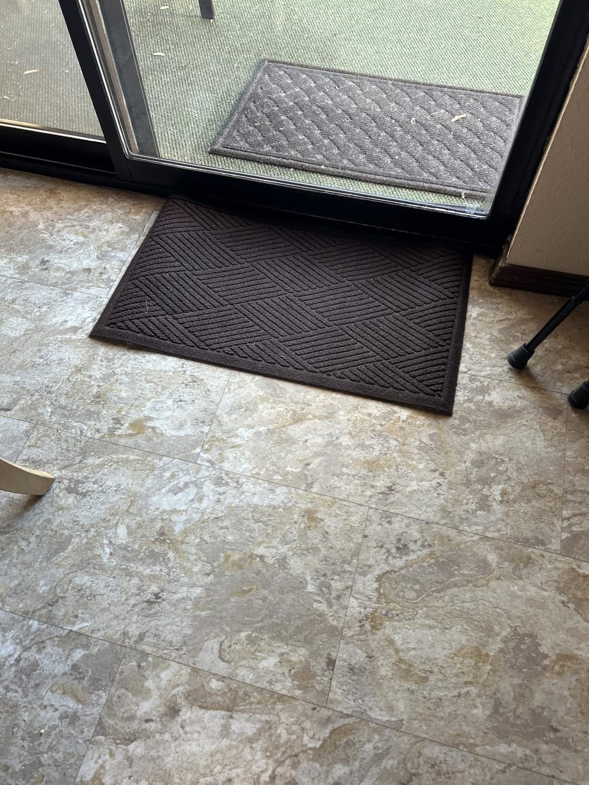 HIYARD Sturdy Front Door Mat, Absorbent Muddy Dirt Resist Welcome Door Mats Outdoor Indoor, Stain and Fade Resistant, Non-Slip Rubber Backing Low Profile Doormat for Entryway, 30×17, Beige customer photo 1